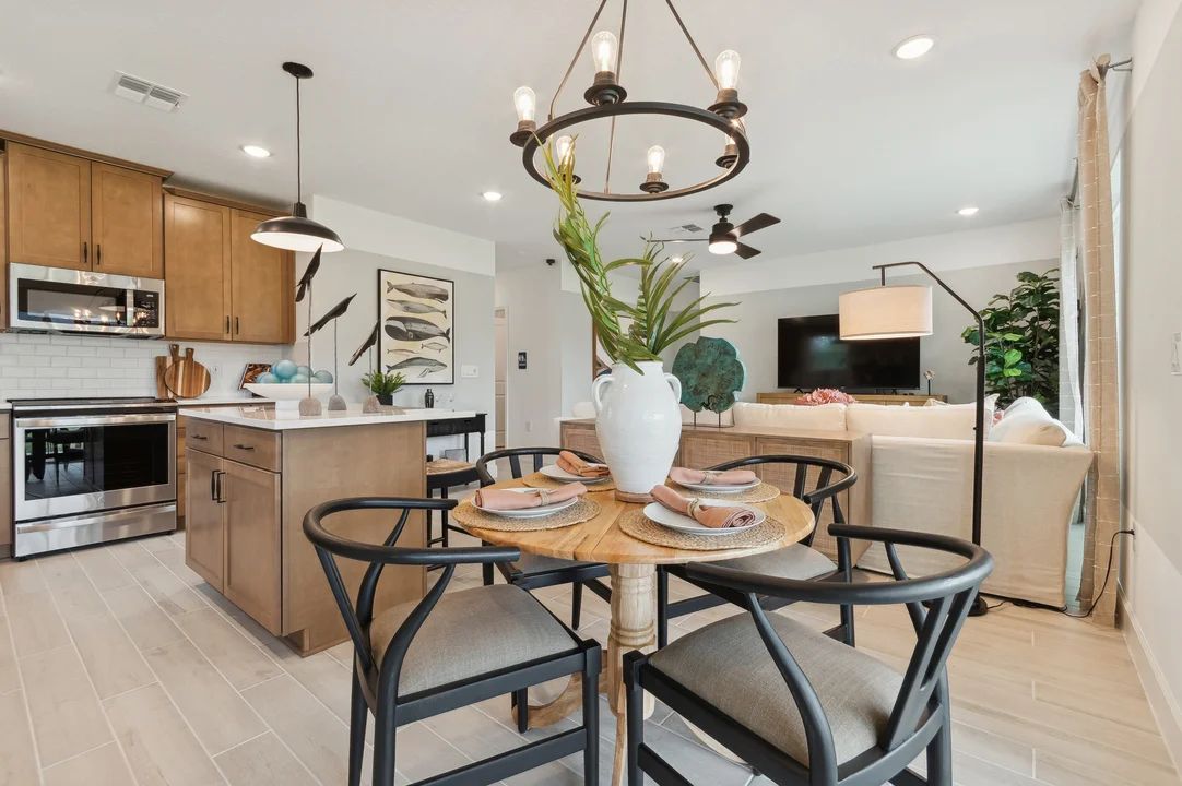 Dining area adjacent to kitchen