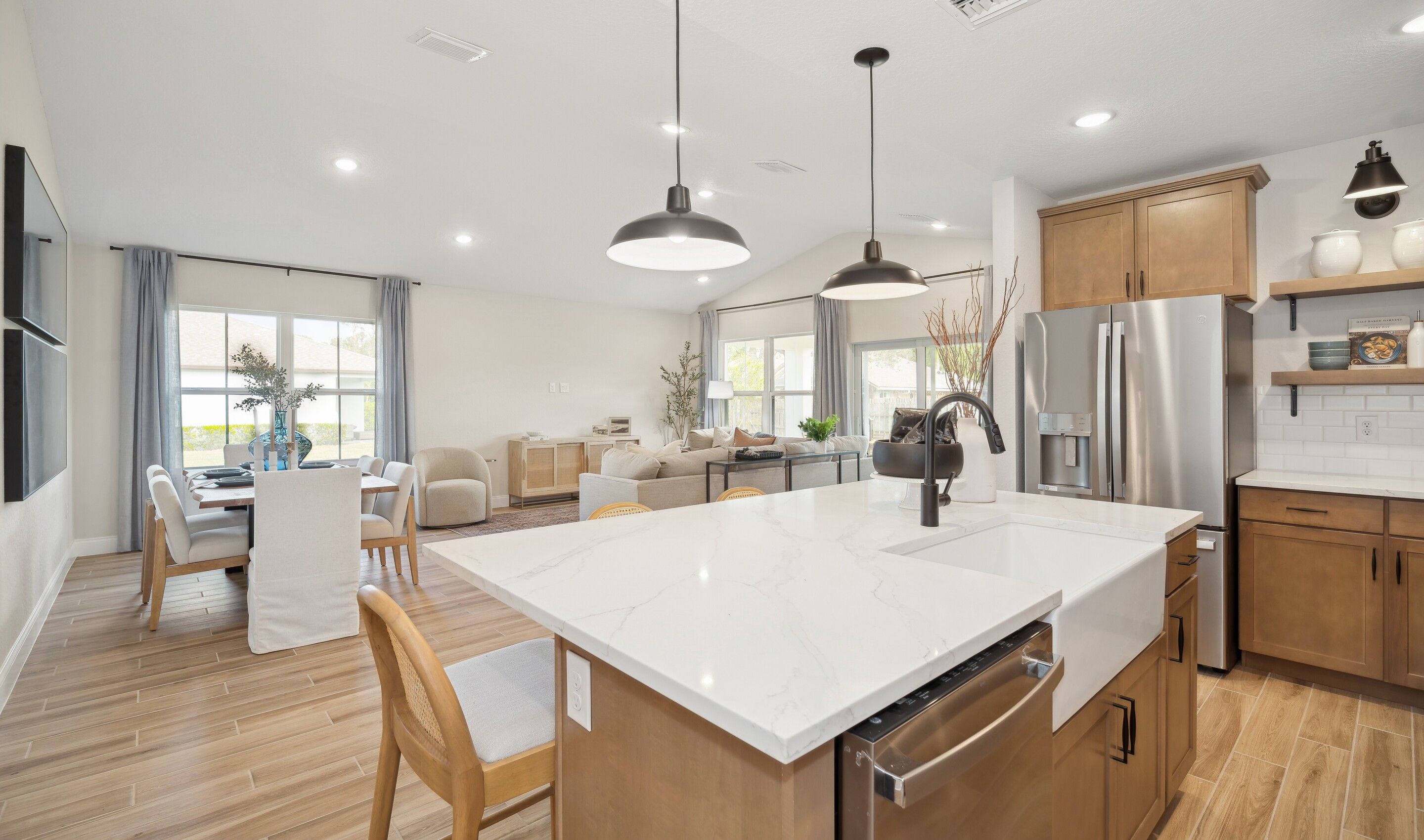 Island overlooking dining area