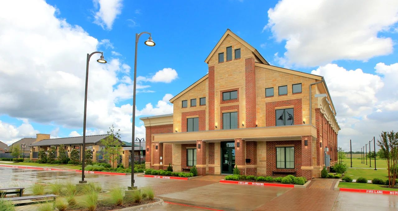 Amenity Center