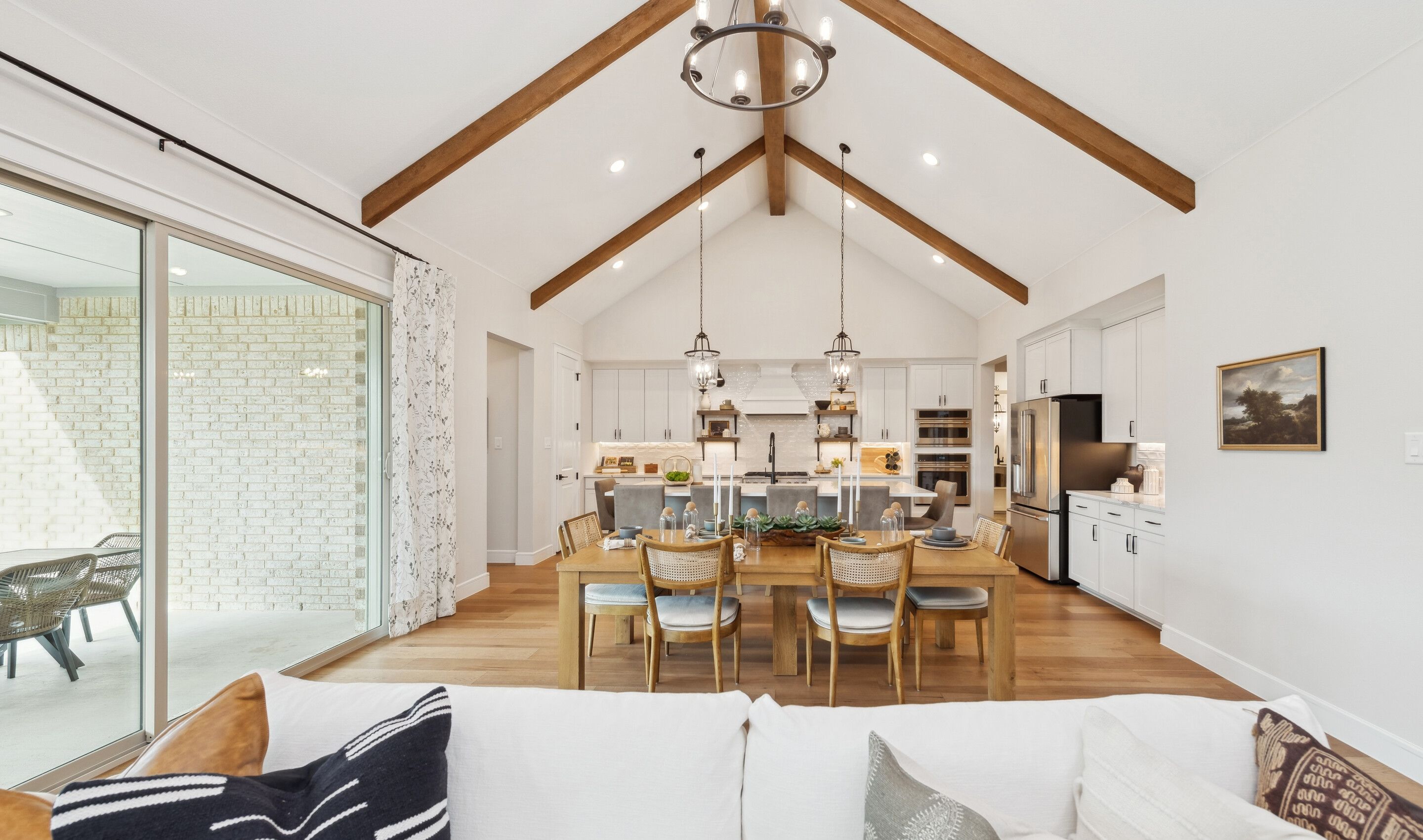 Vaulted ceiling in great room and dining area