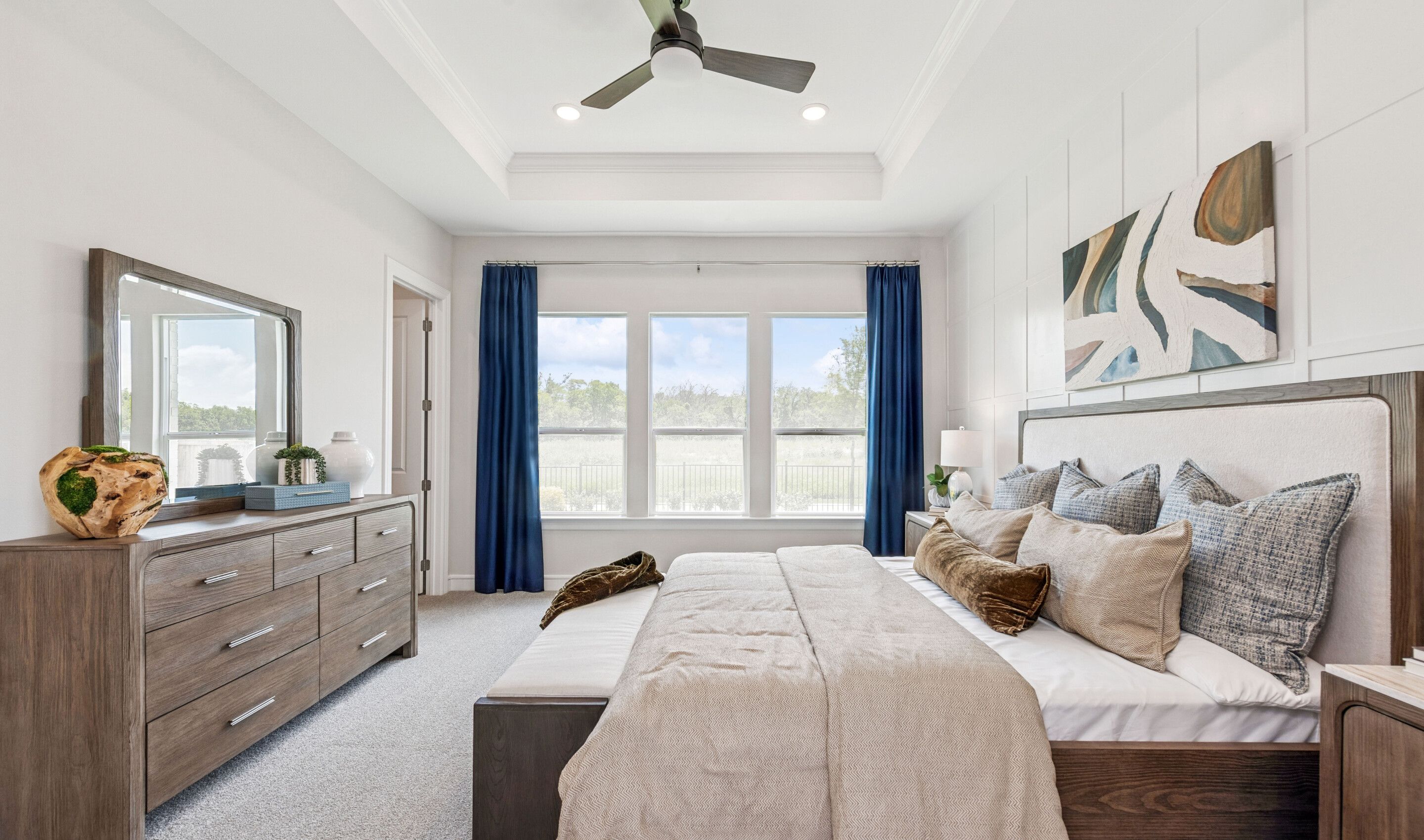 Primary suite with ceiling treatment