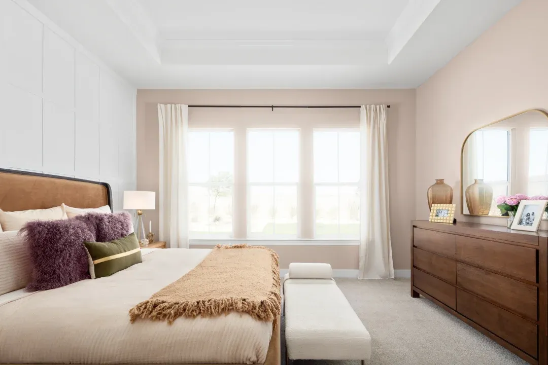 Primary suite with ceiling treatment