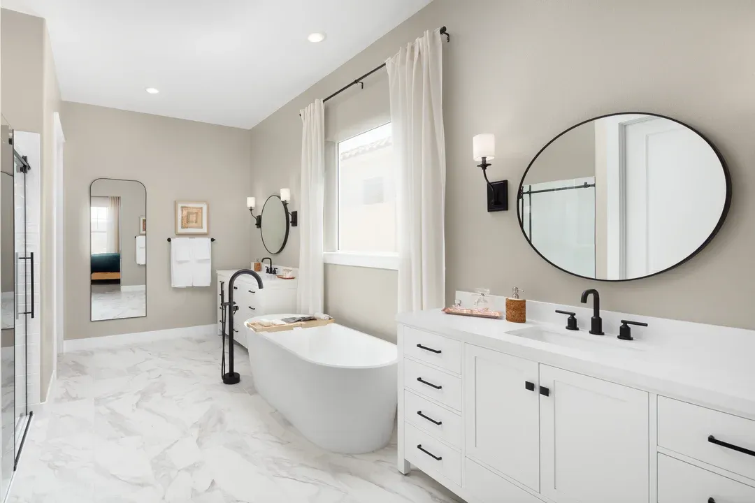Primary bath with freestanding tub