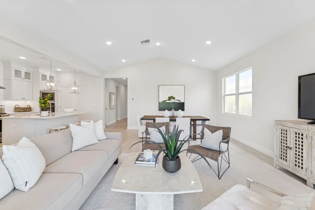 Great room with vaulted ceiling