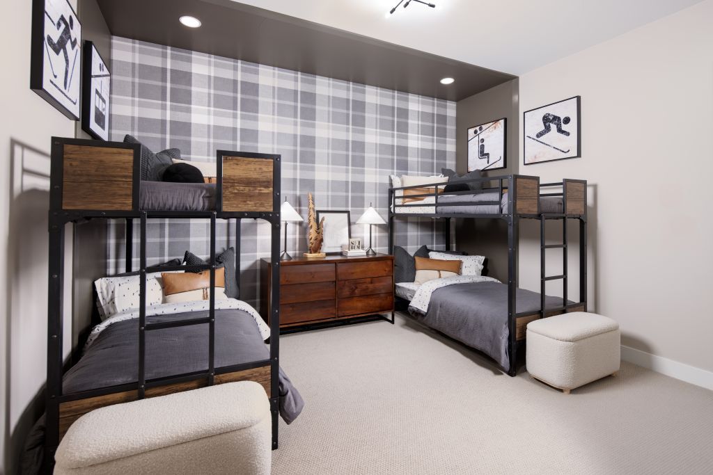 Bunk rooms made for mountain memories — perfect for multiple families to gather, laugh, and stay under one roof after a full day of adventure.