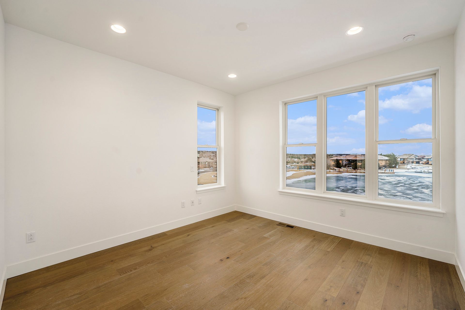 Second primary suite