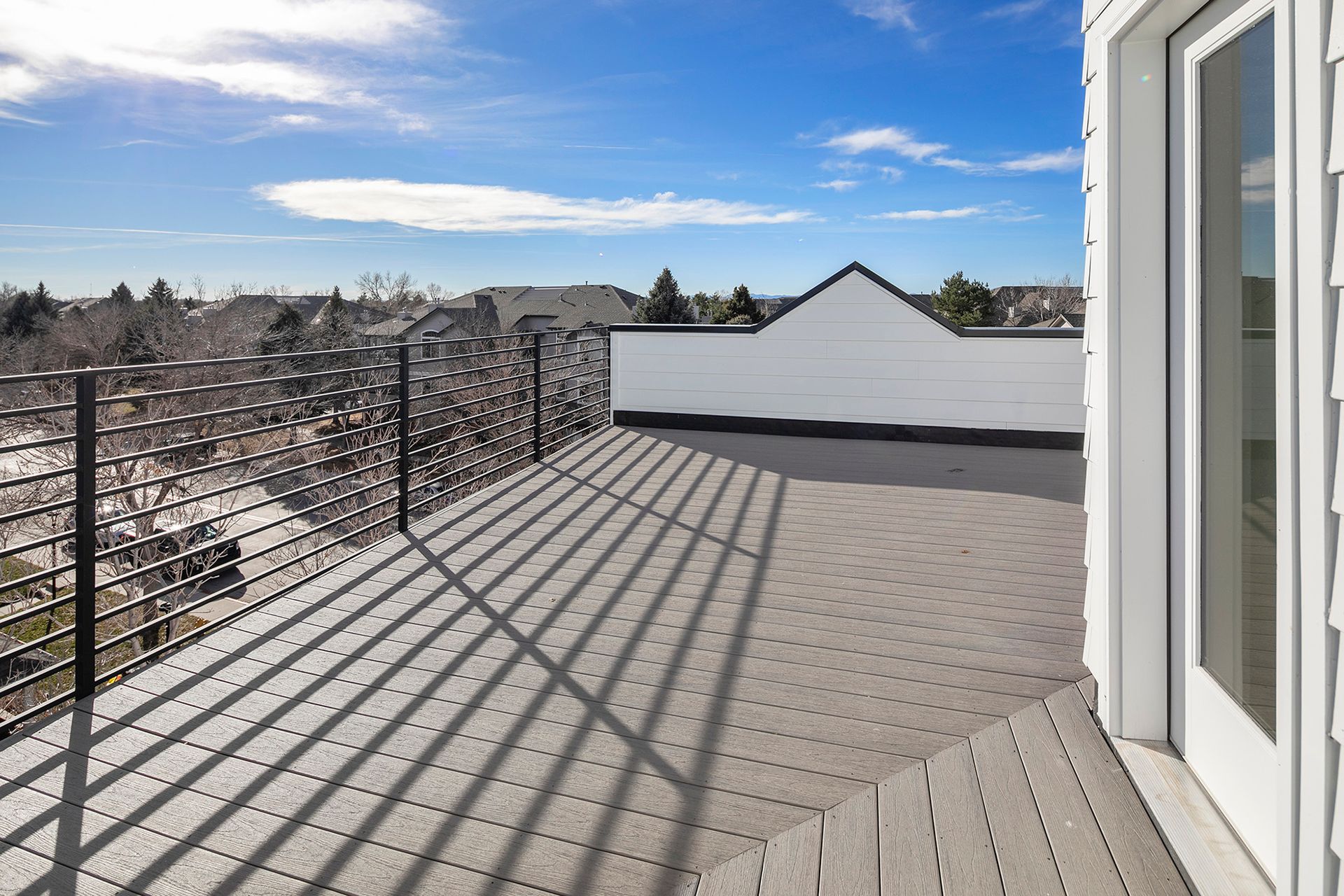 Rooftop deck w/mountain and winter lake views