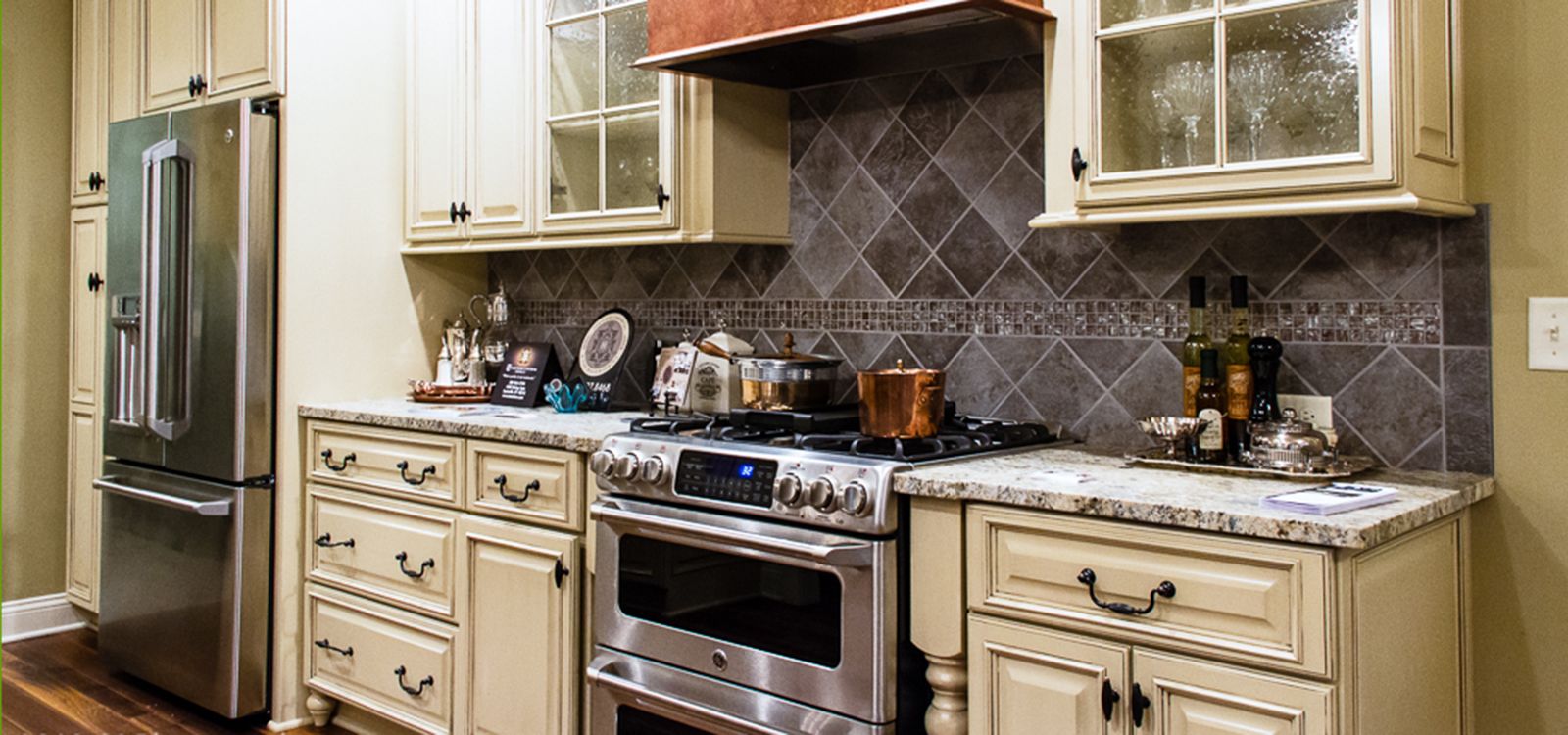 casa en Karem Built Homes por Karem Built Homes