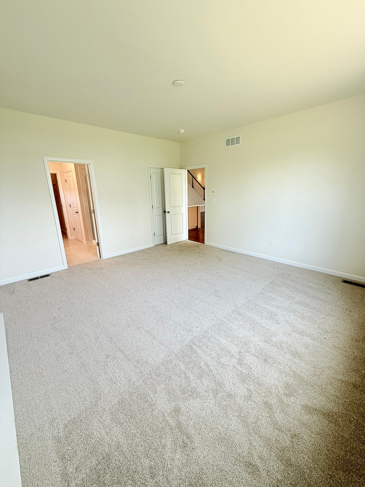 Owner's Suite Bedroom (First Floor)