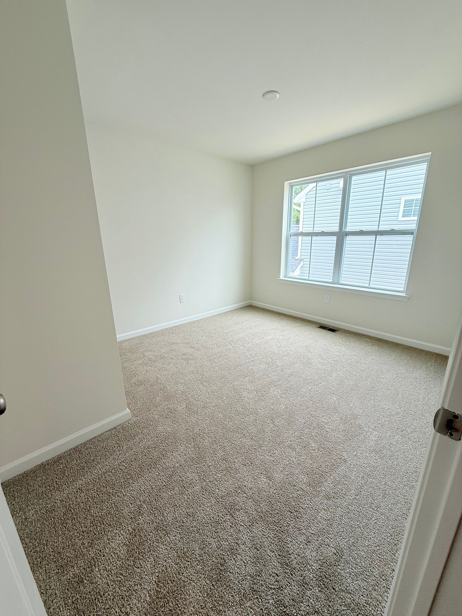 Bedroom 3 (Upstairs)