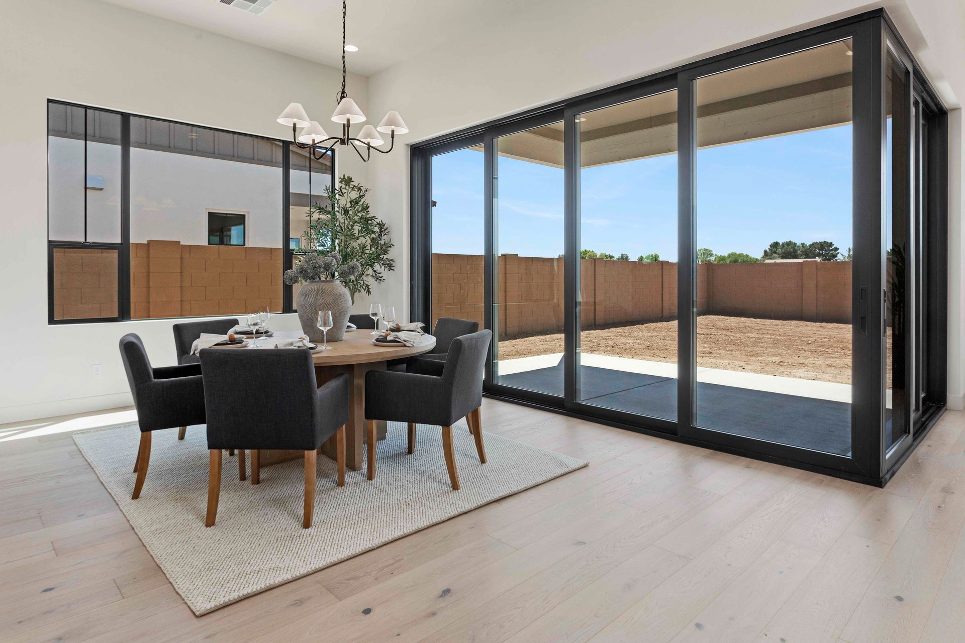 Dining Room - Daviana