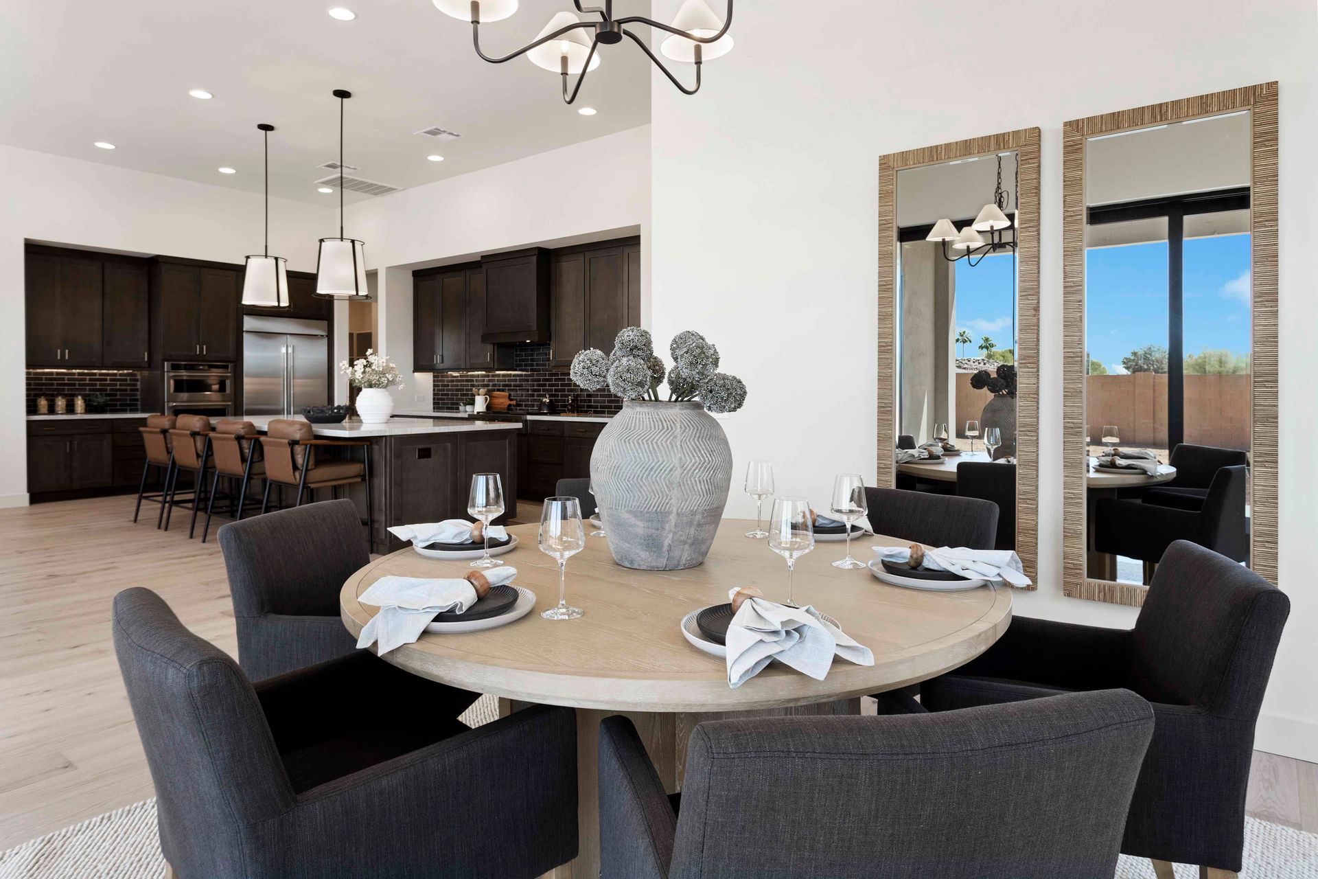 Dining Room - Daviana