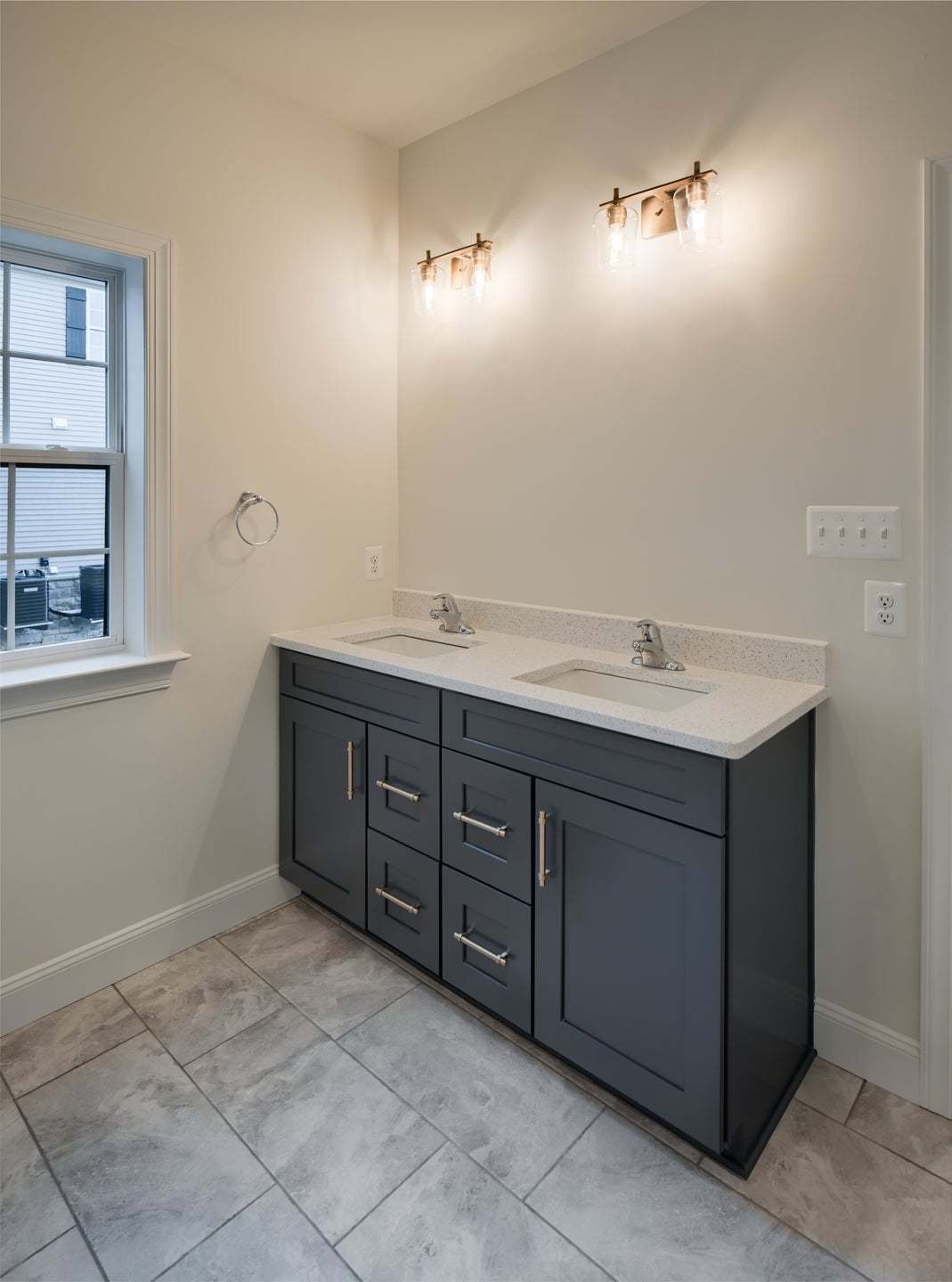 Standard Bath W/Upgrades