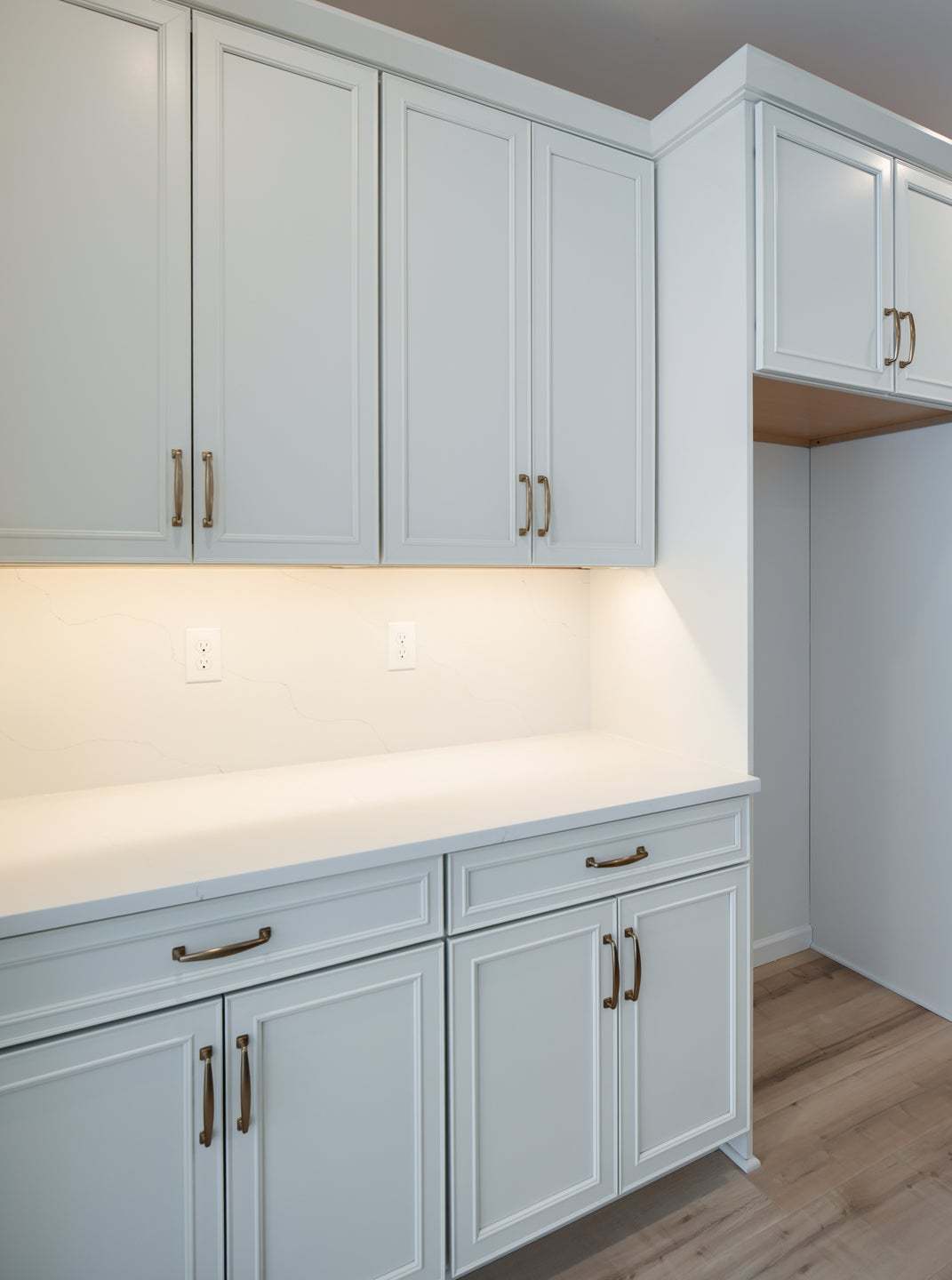 Standard Kitchen w/Upgrades