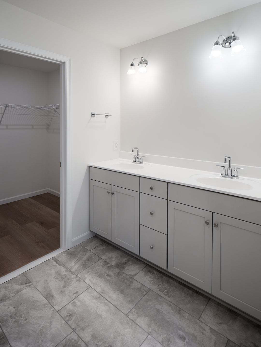 Standard Bath w/Upgrades