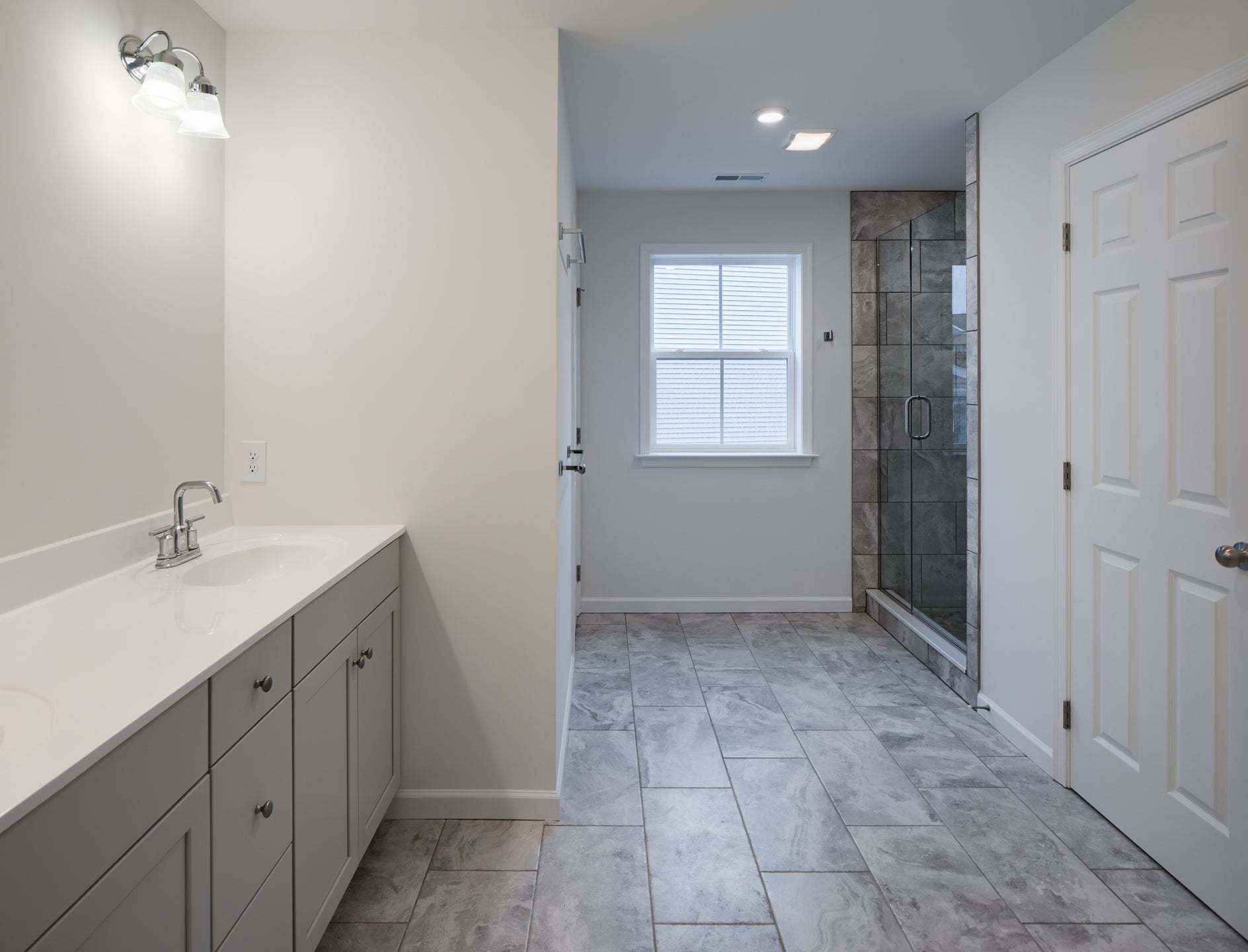Standard Bath w/Upgrades