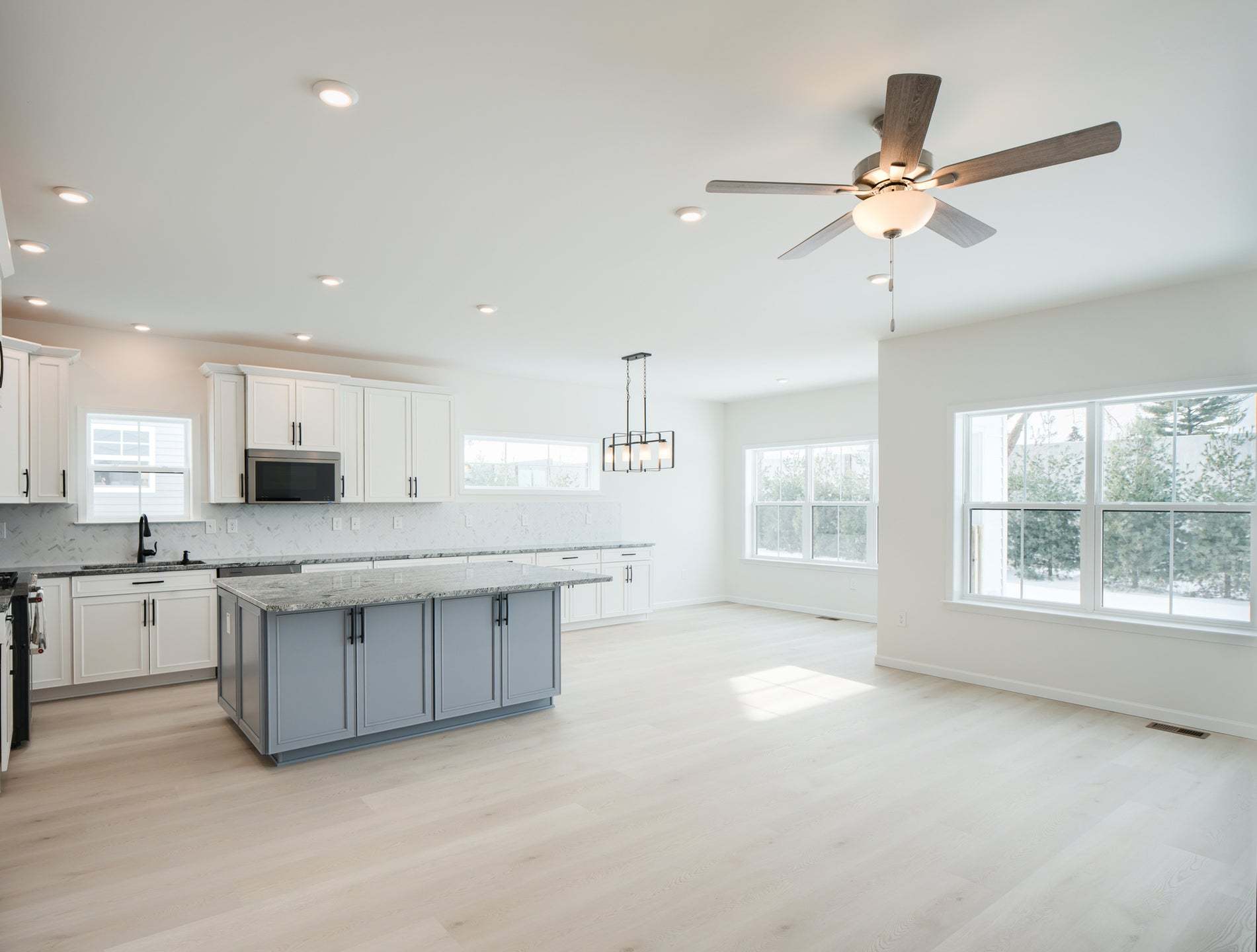 Classic Kitchen and Dining Area