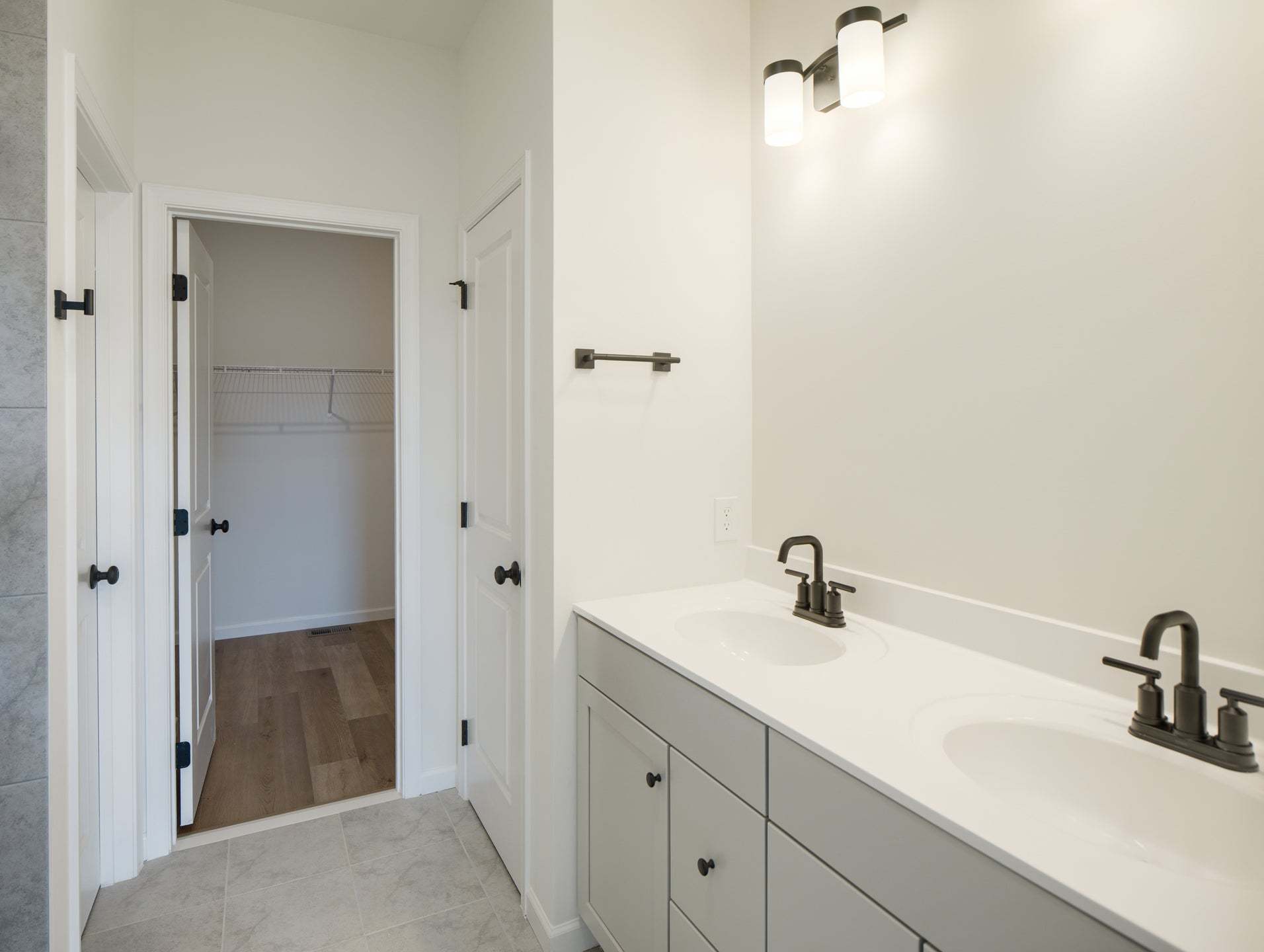 Owner's Bath