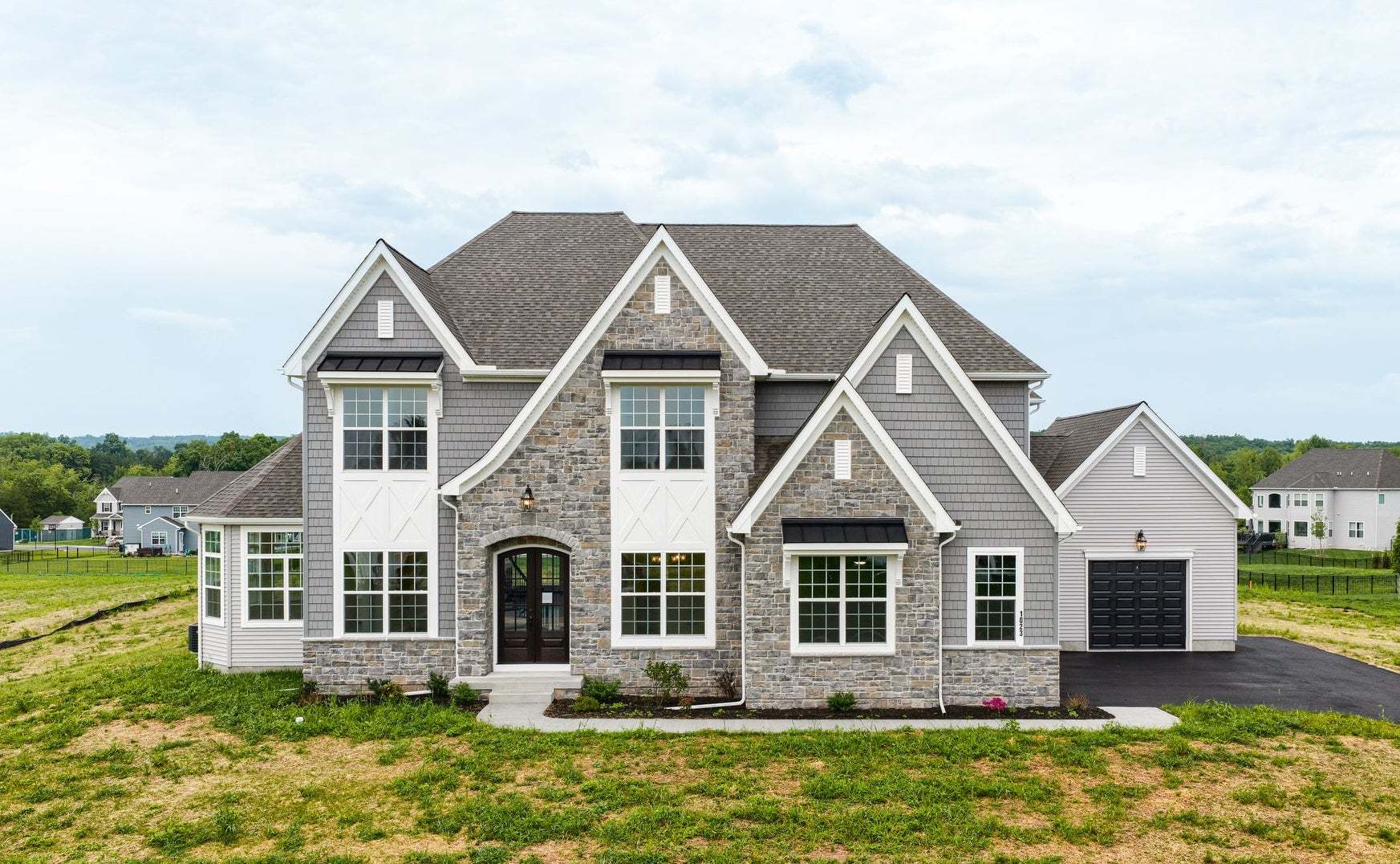 1023 Glasco Drive (Devonshire)