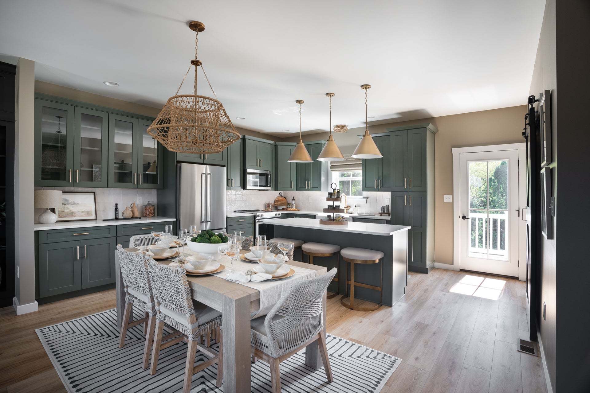 Dining Room and Classic Kitchen