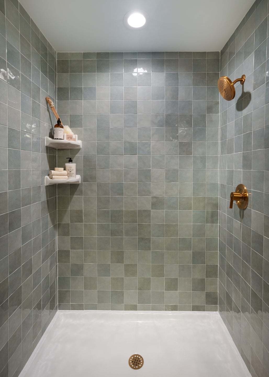 Standard Bath w/ Upgrades