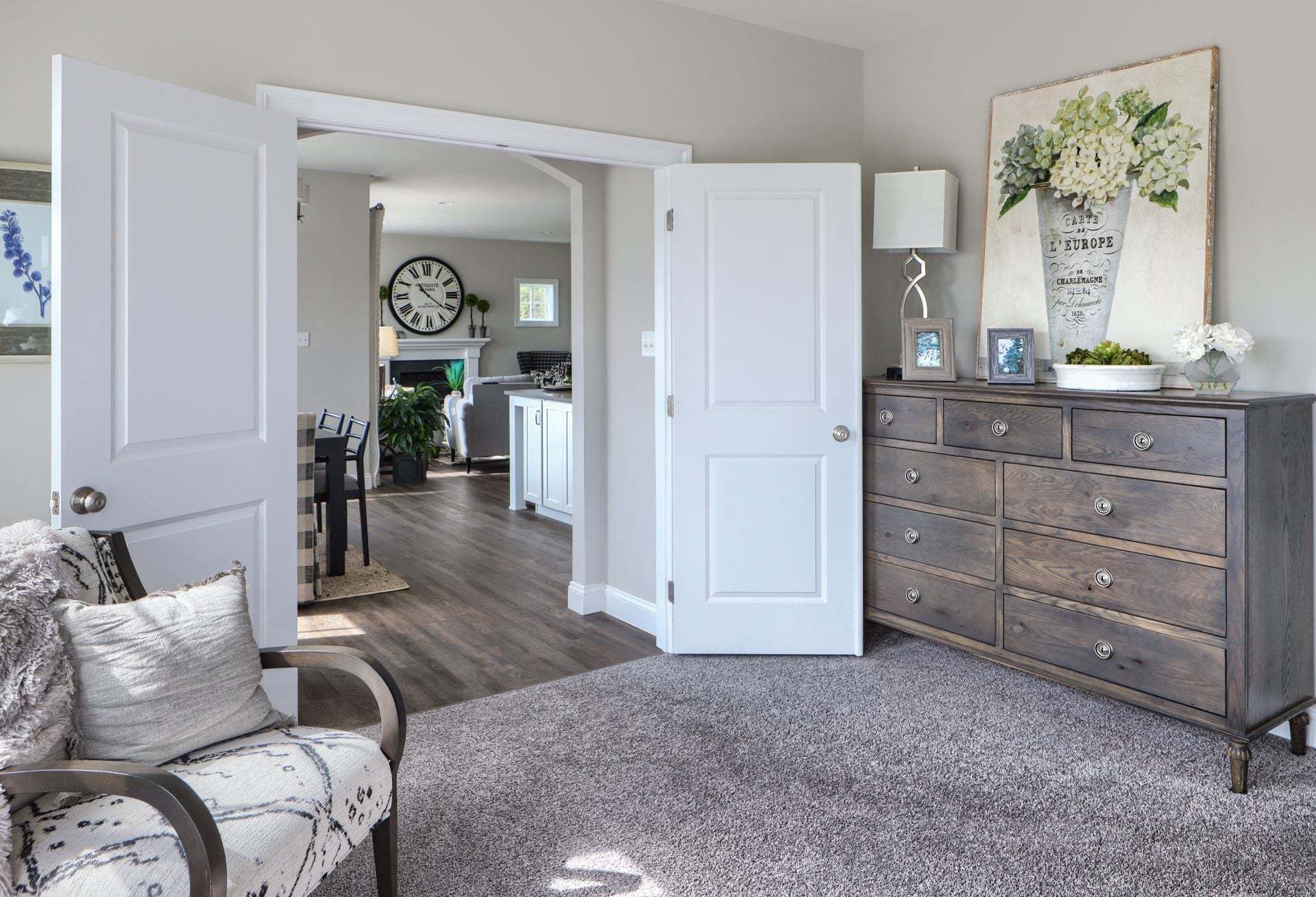 Owner's Suite / Breakfast Area