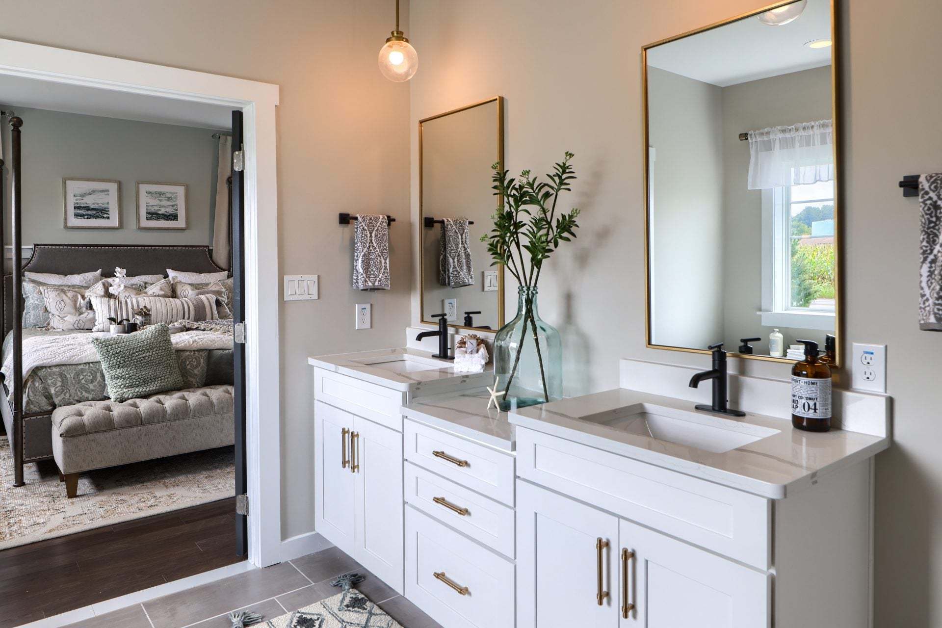 Owner's Bath