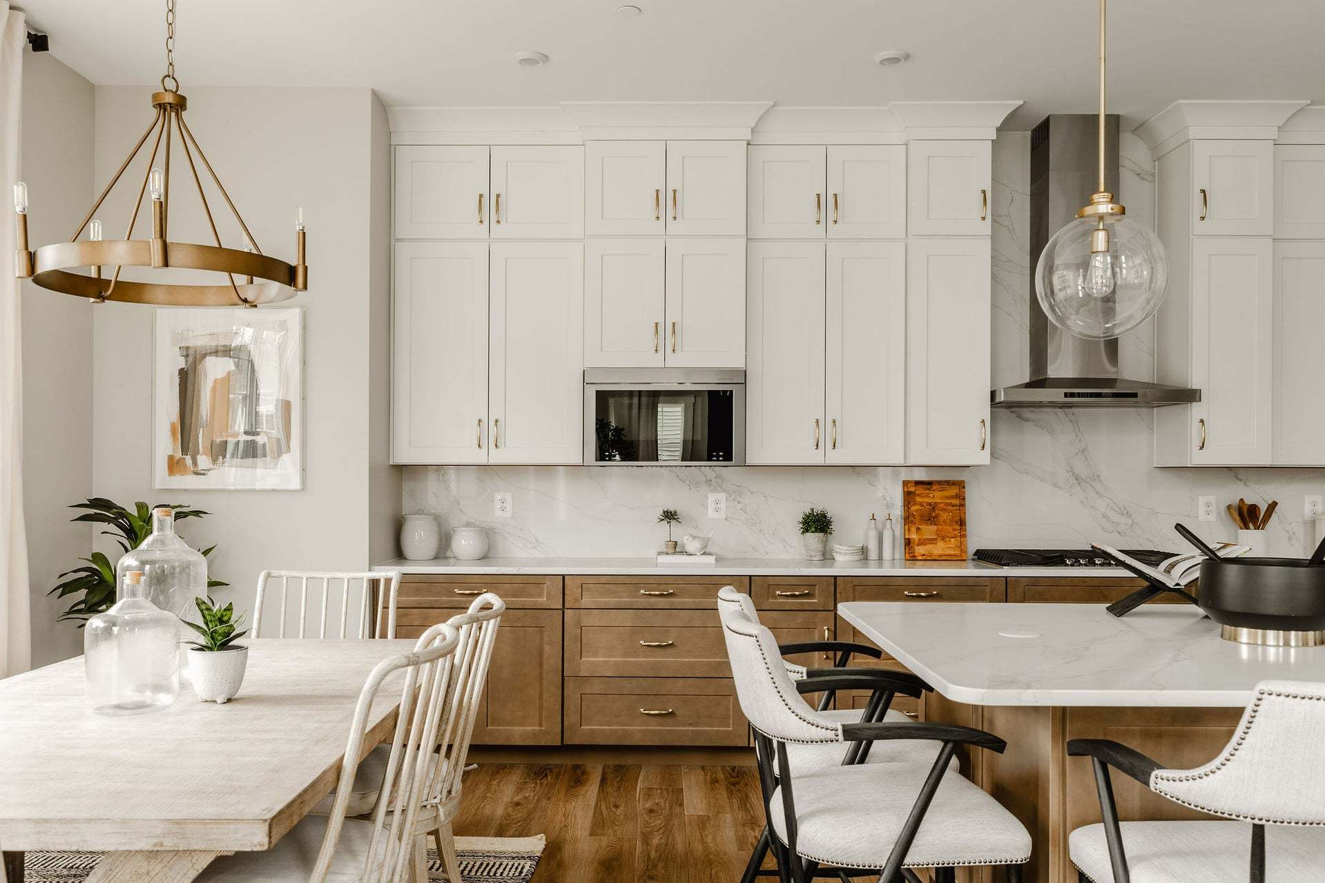 Chef's Kitchen and Breakfast Area