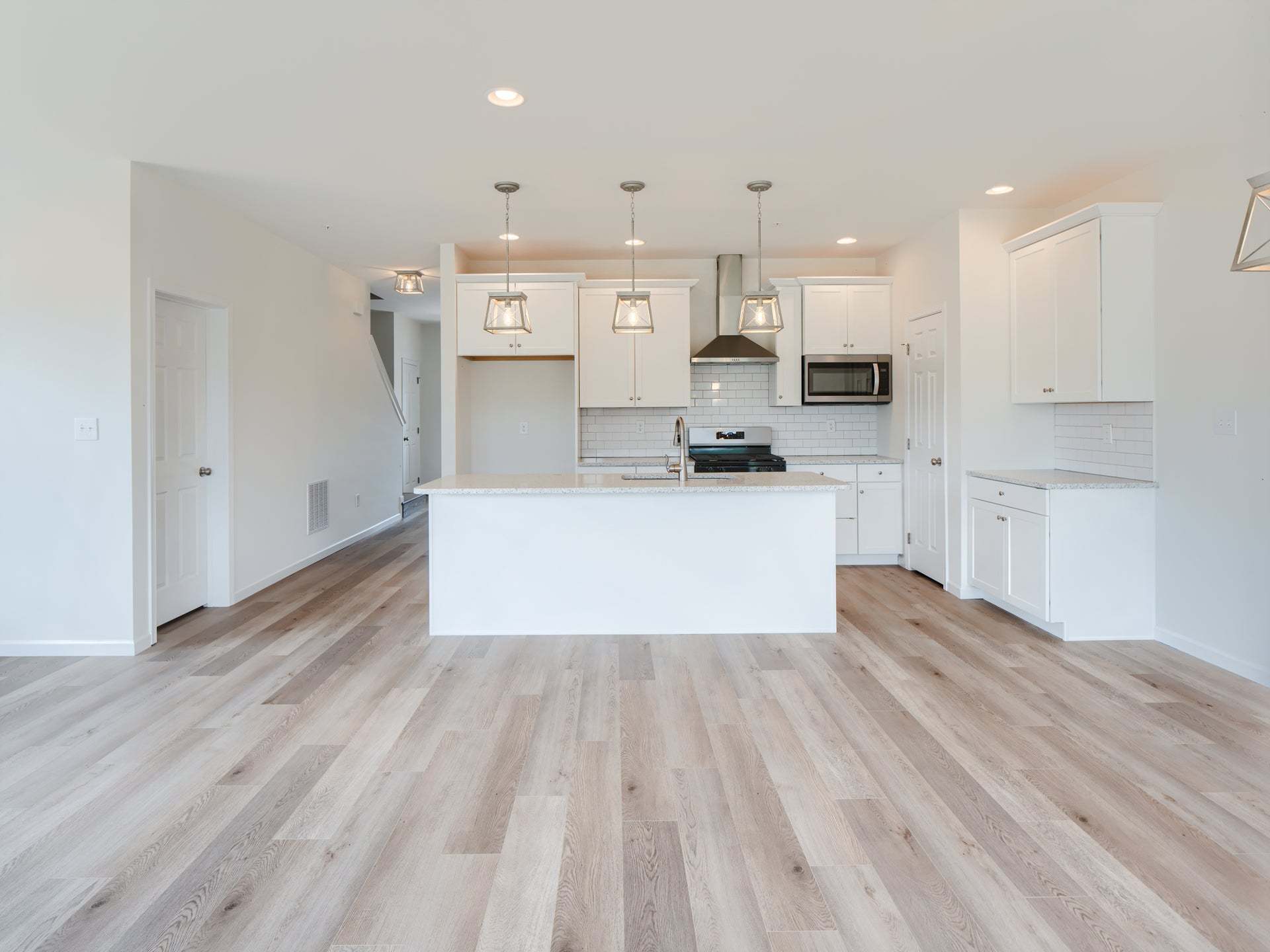 Classic Kitchen and Dining Room