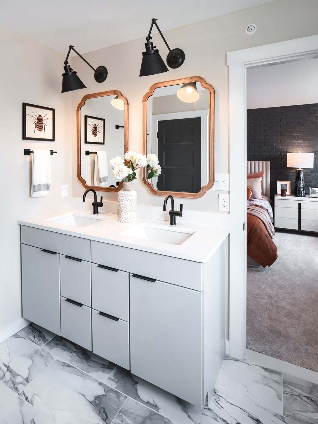 Standard Bath w/ Upgrades