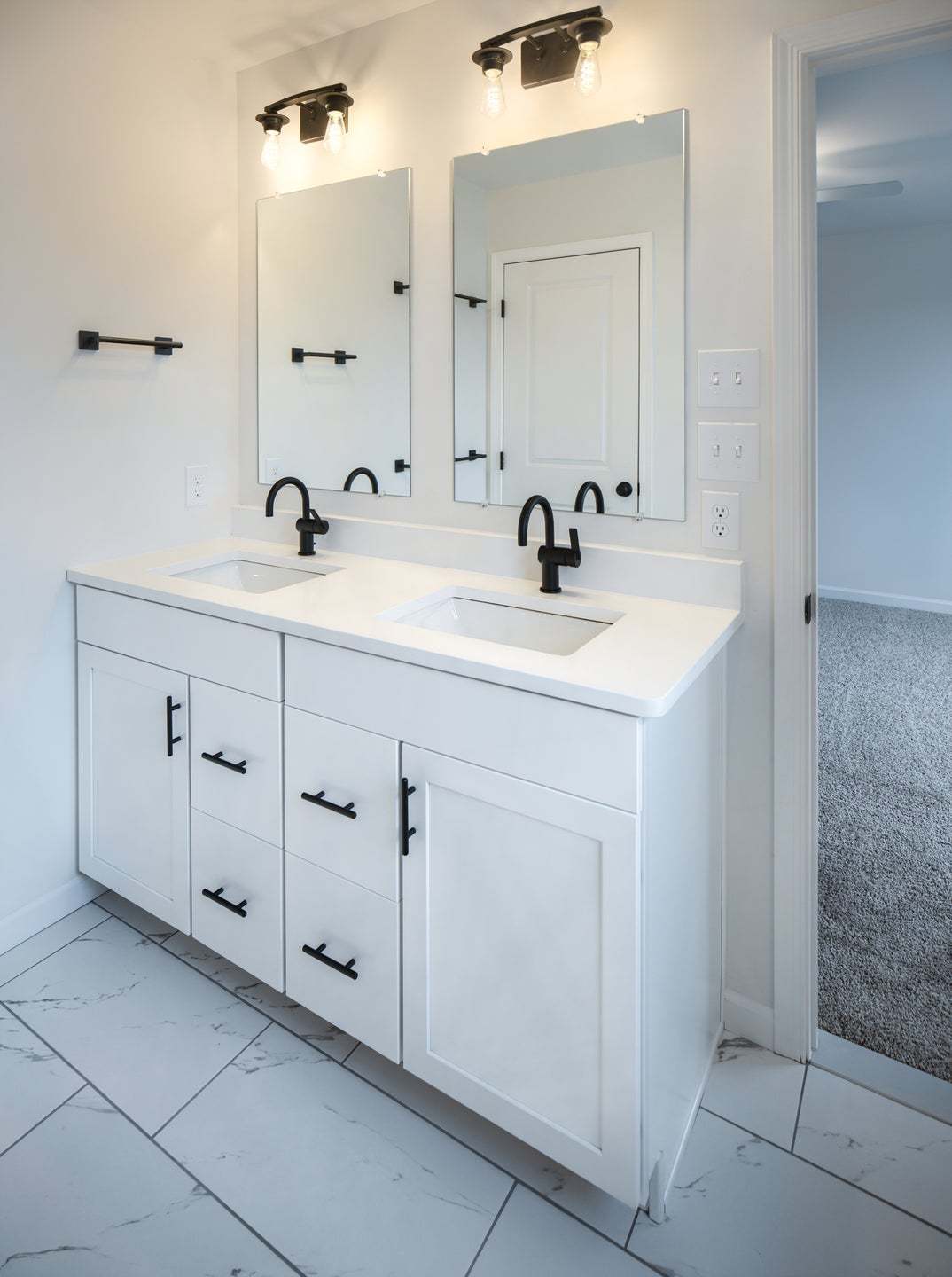 Standard Bath w/ Upgrades