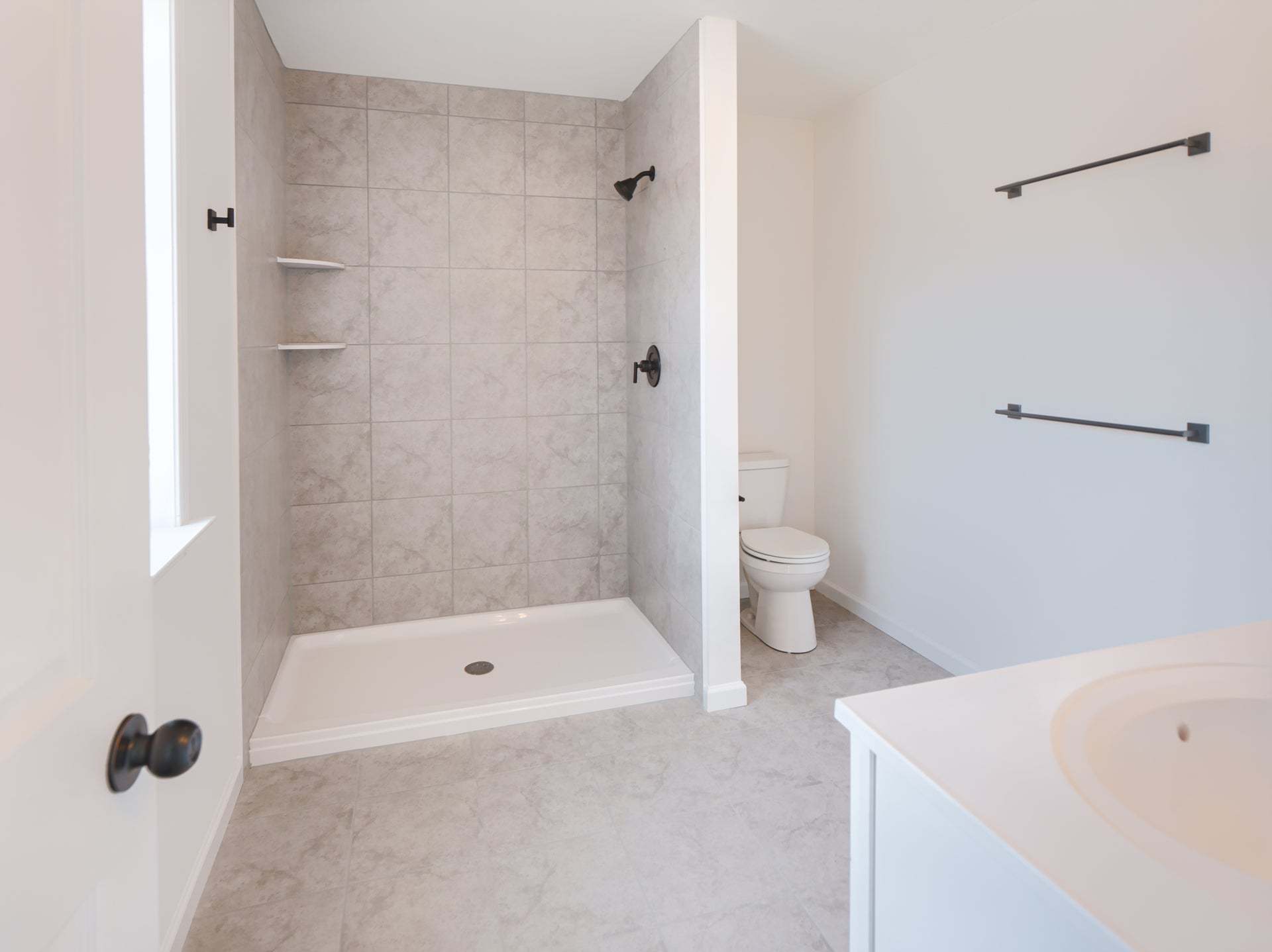 Standard Bath w/ Upgrades