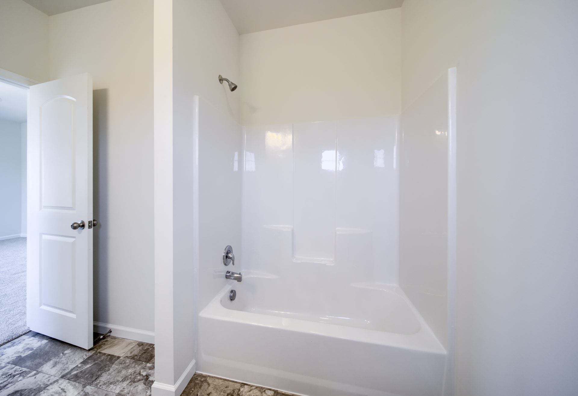 Standard Bath w/ Upgrades