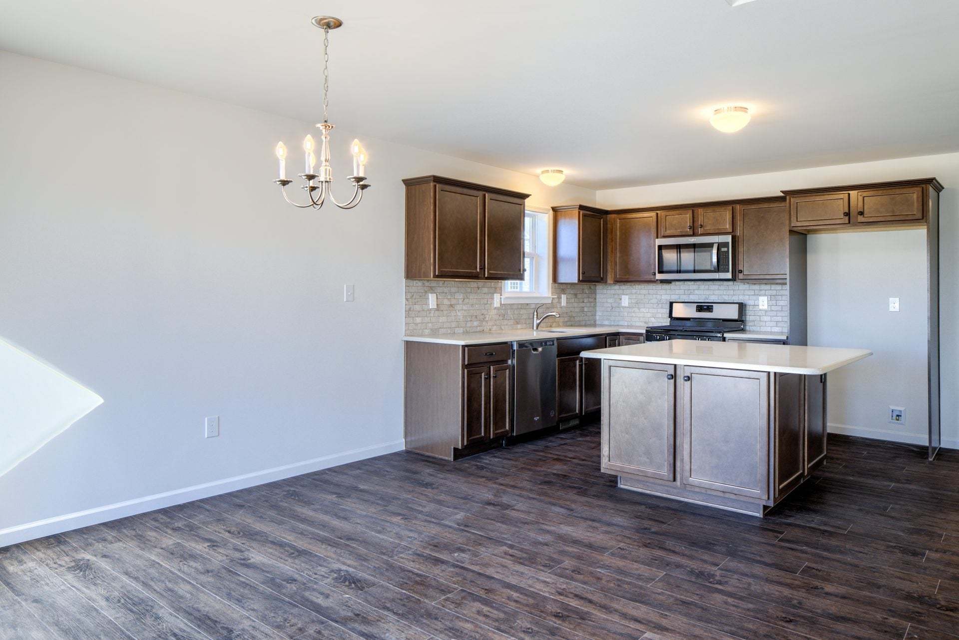 Standard Kitchen