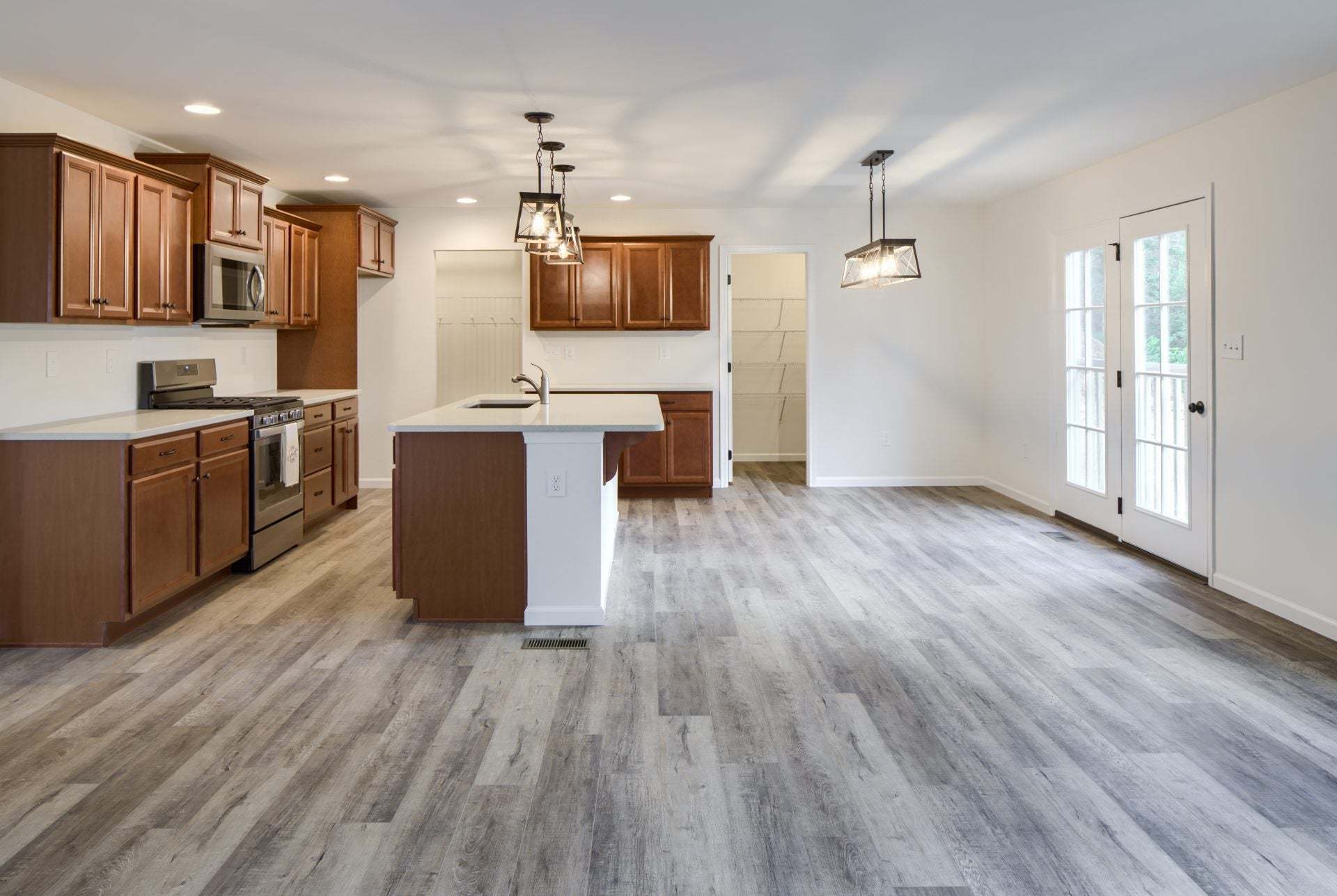 Classic Kitchen and Dining Room