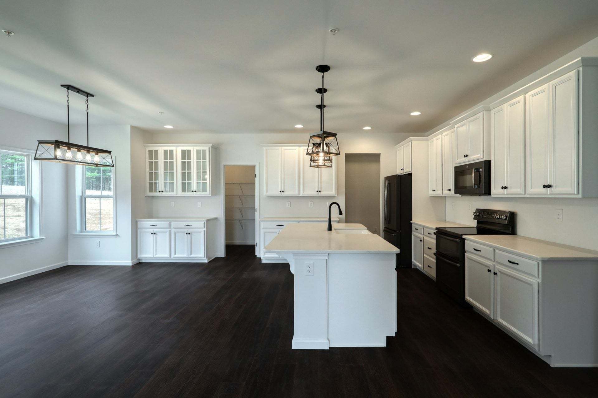 Classic Kitchen & Dining Area