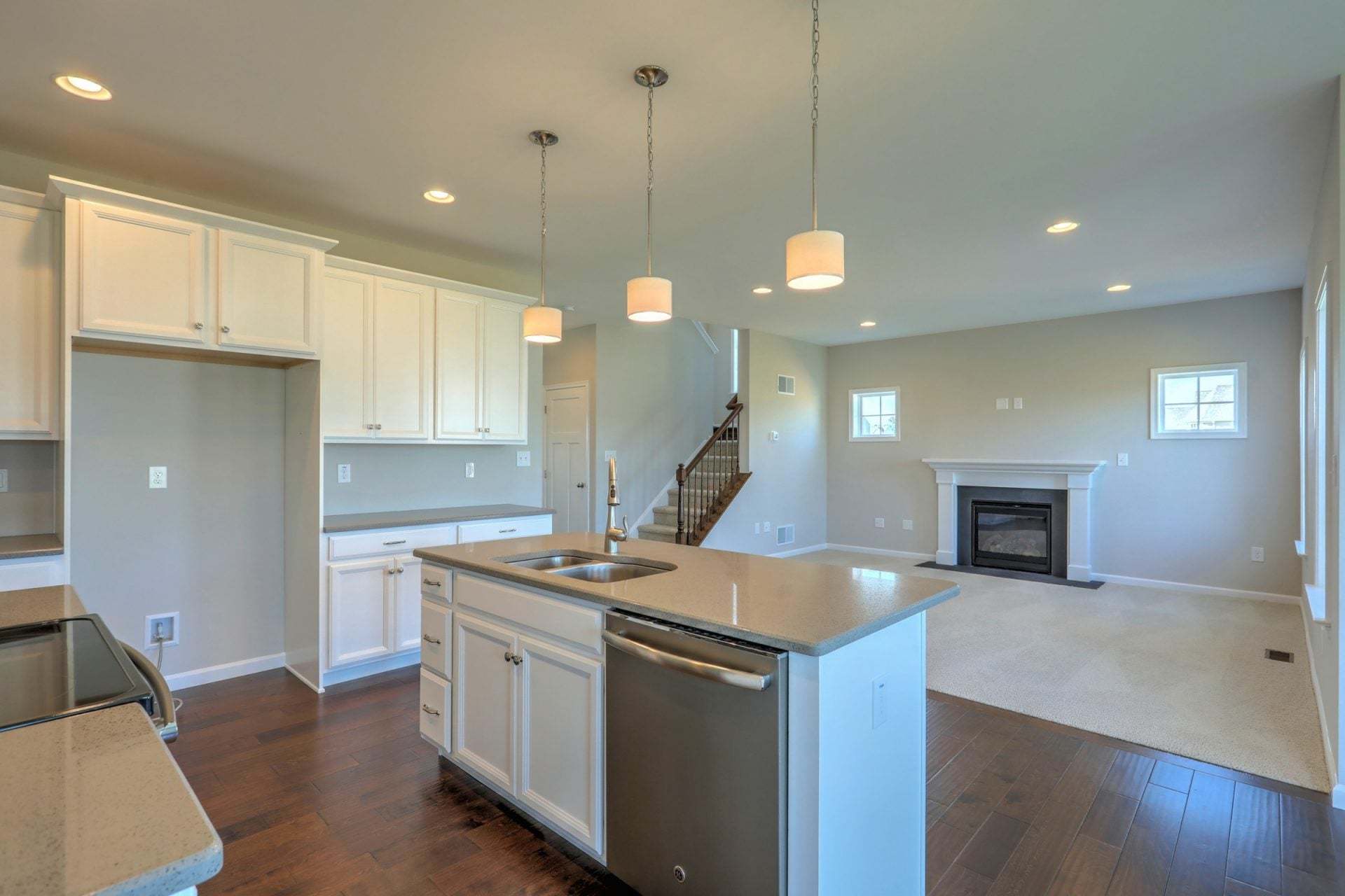 Classic Kitchen & Family Room