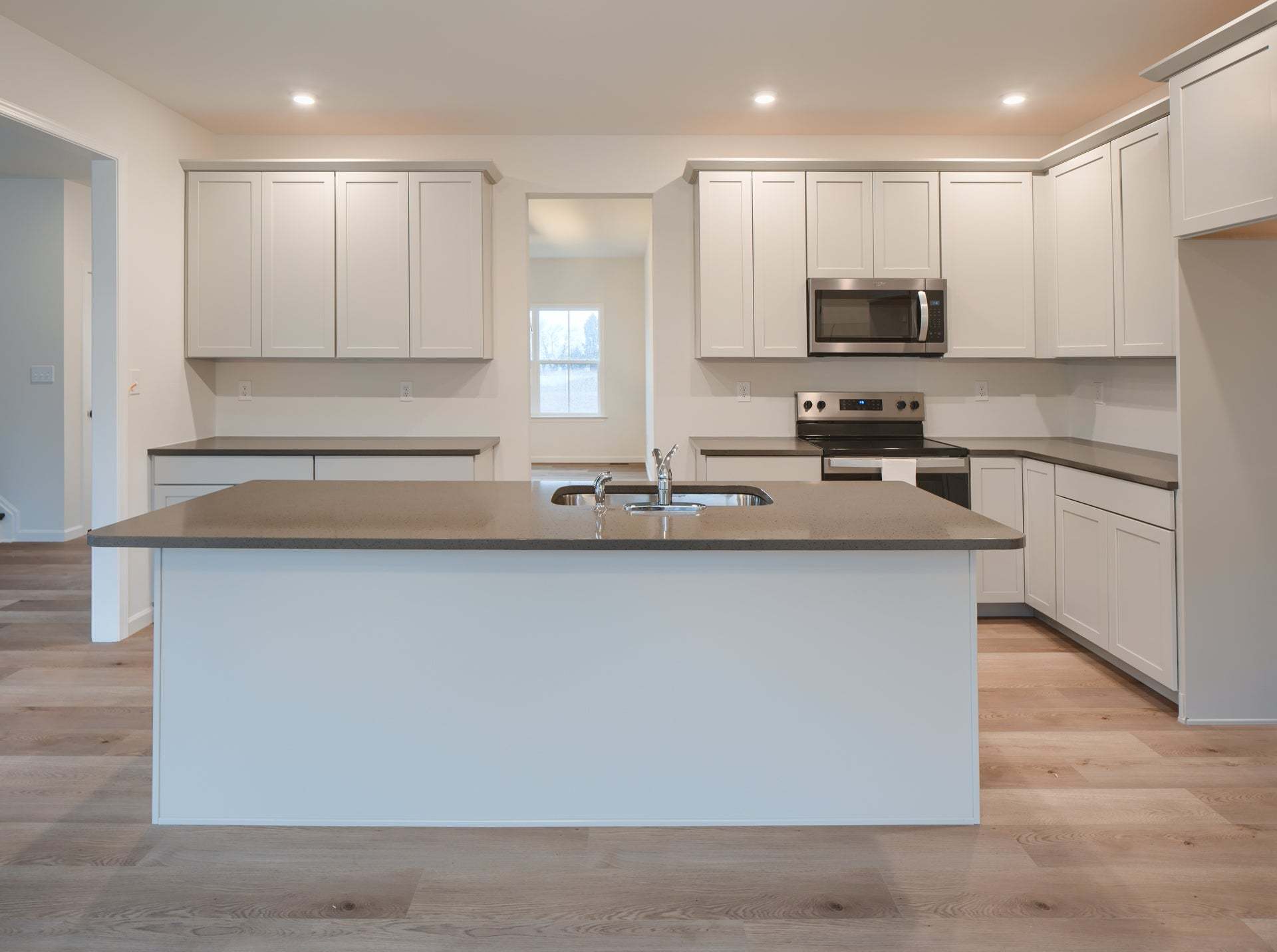 Classic Kitchen W/ Upgrades