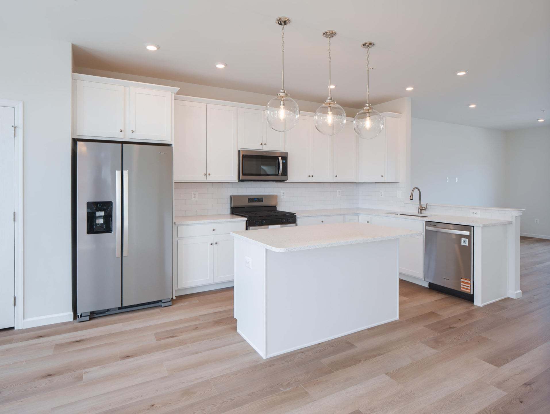 Standard Kitchen W/ Upgrades