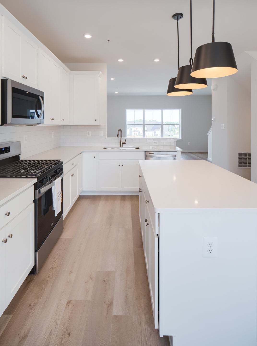 Standard Kitchen W/Upgrades