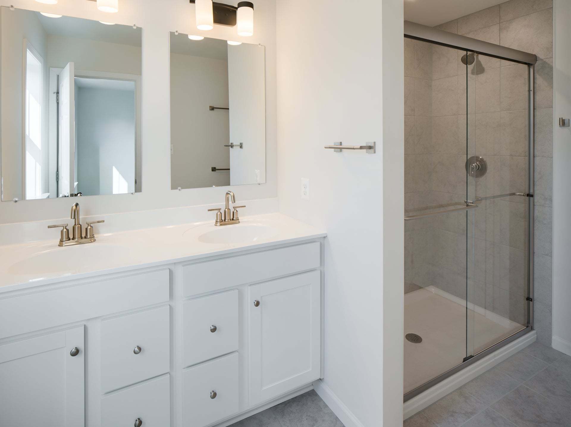 Standard Bath W/ Upgrades