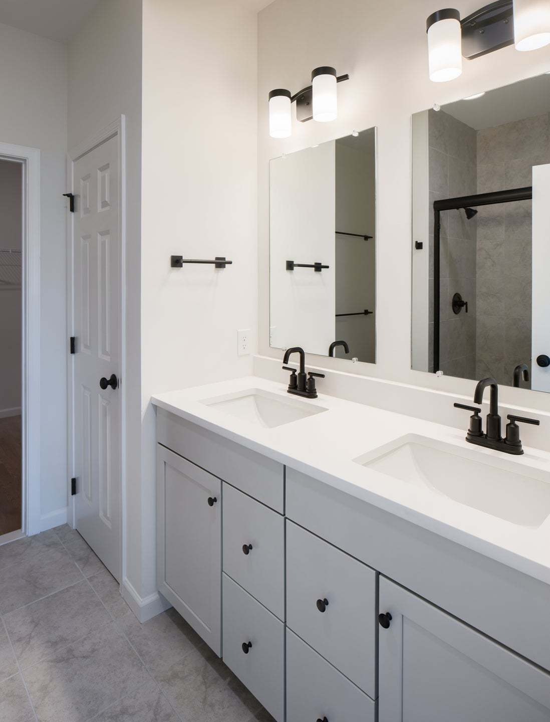 Standard Bath W/Upgrades