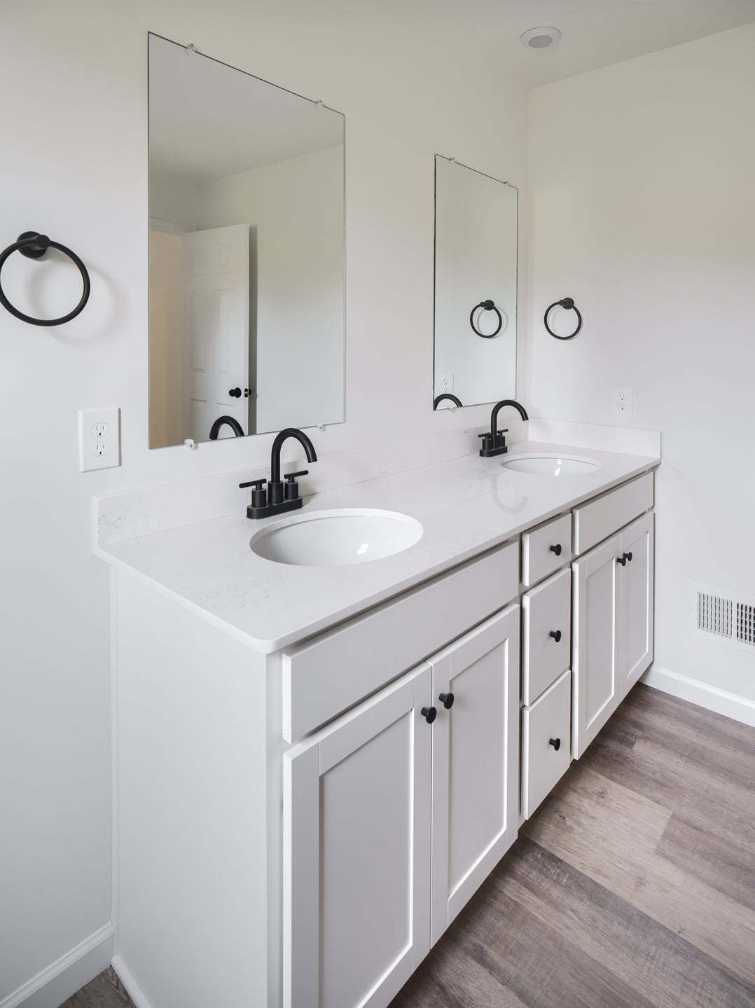 Standard Bath W/Upgrades