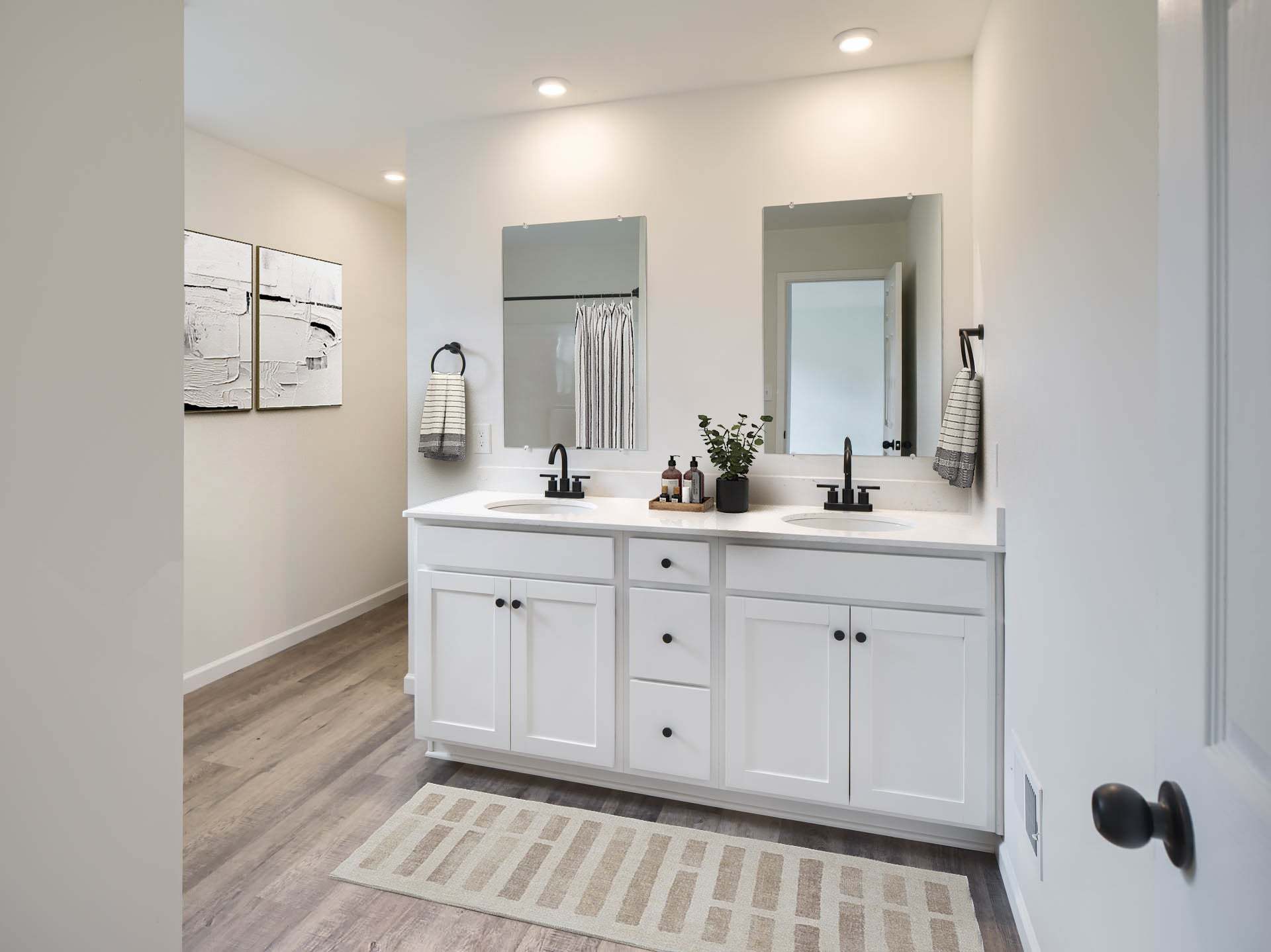 Standard Bath W/Upgrades