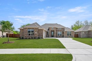 Lodge (Courtyard) - Kentsdale Farms: Desoto, Texas - Kindred Homes