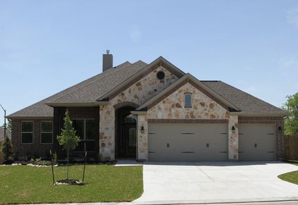 The Nicole by Kinsmen Homes  in Beaumont TX