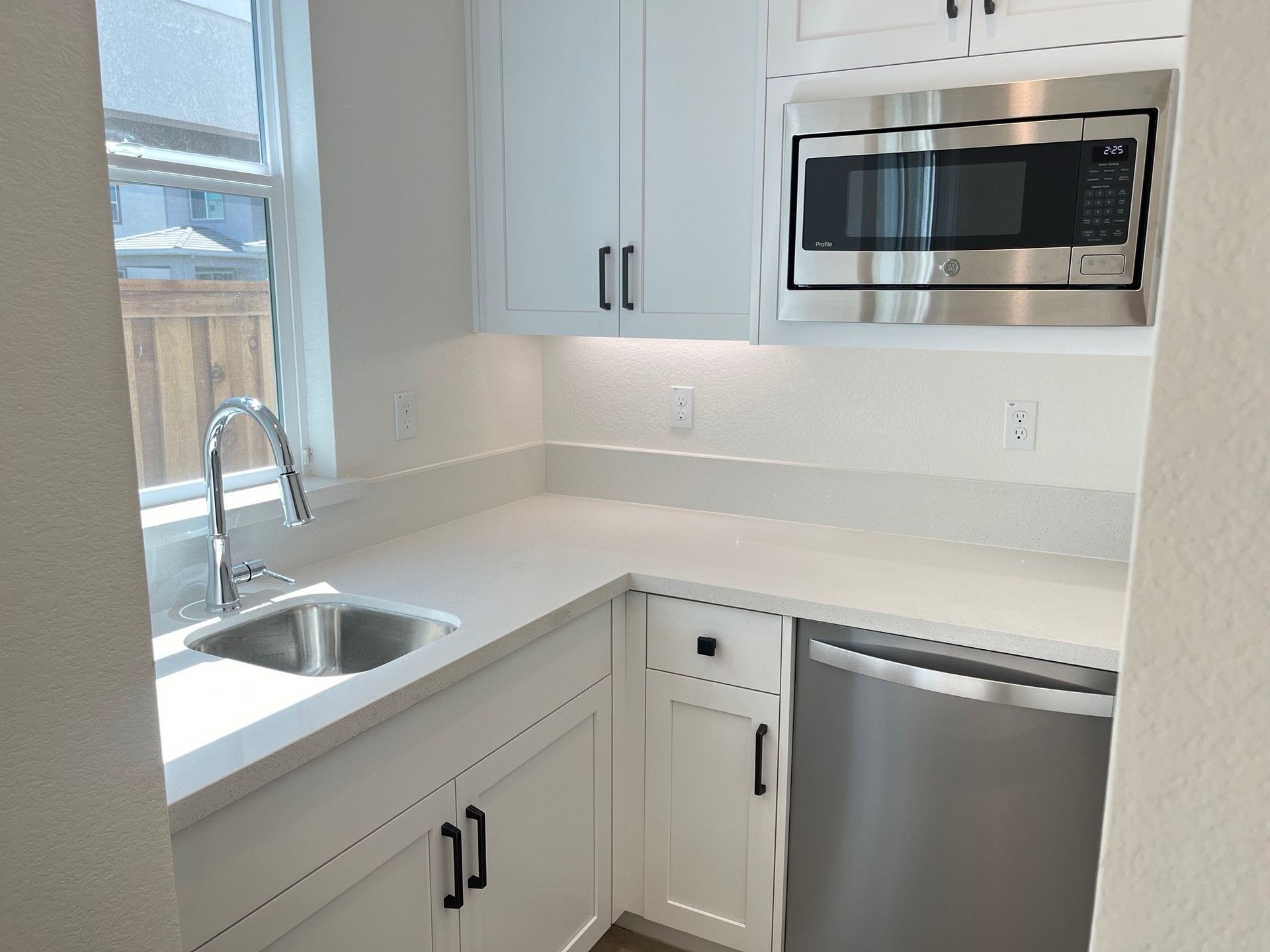 GenSuite Kitchenette