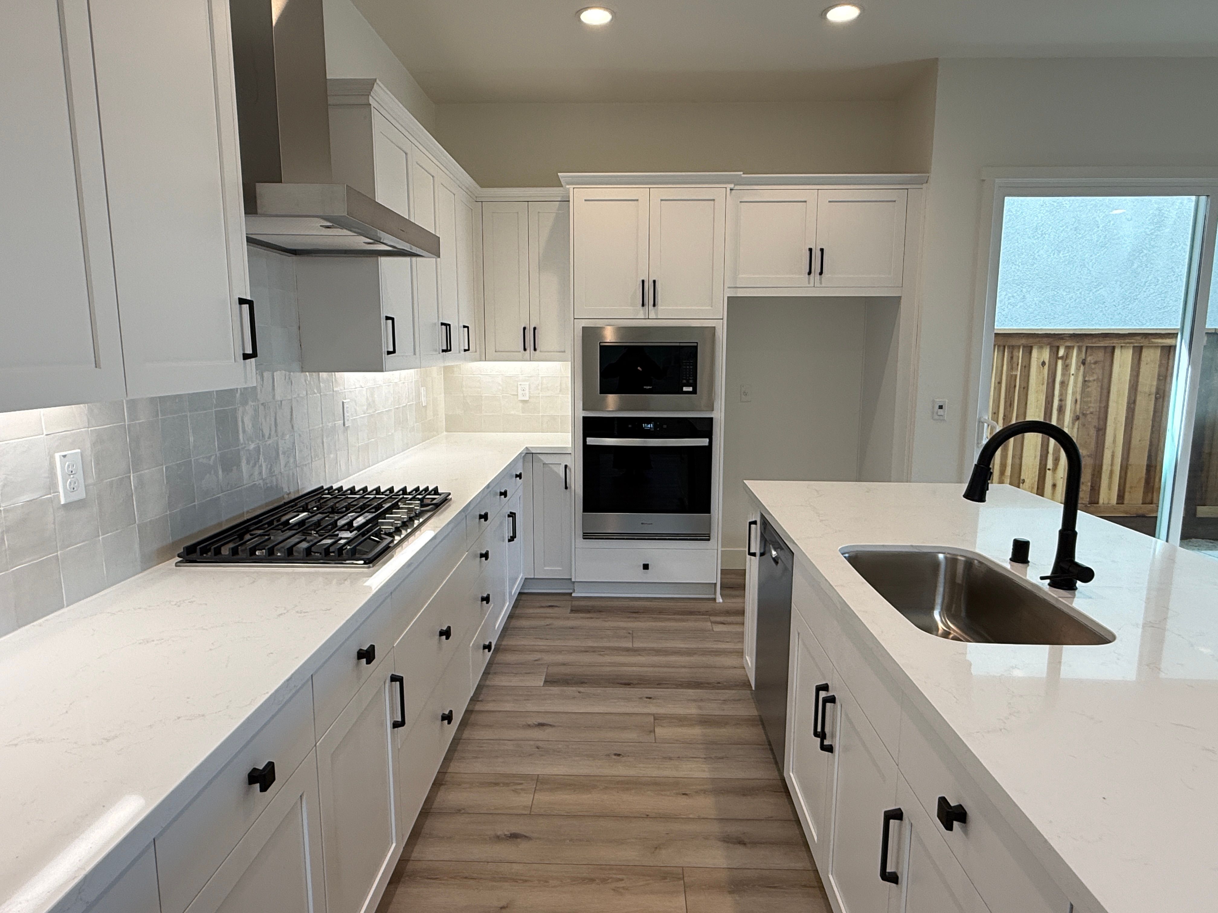 Kitchen Cabs