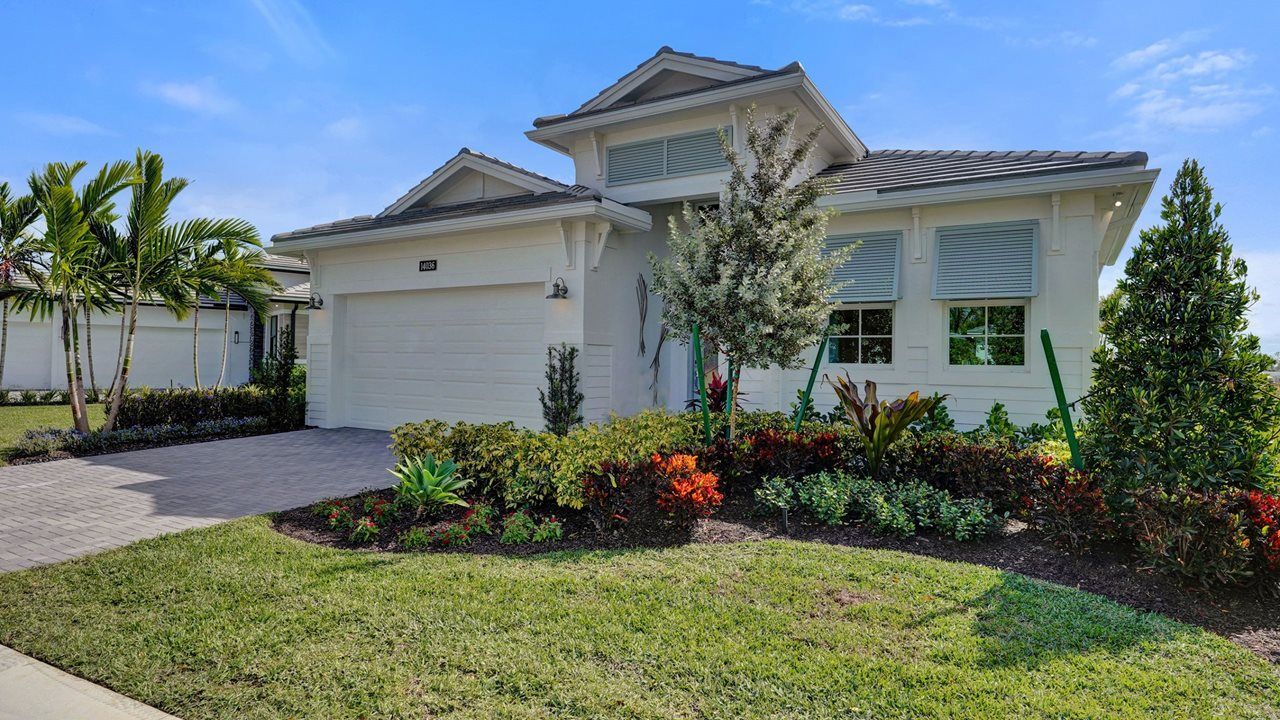 14044 Dauphine Court. Palm Beach Gardens, FL 33412