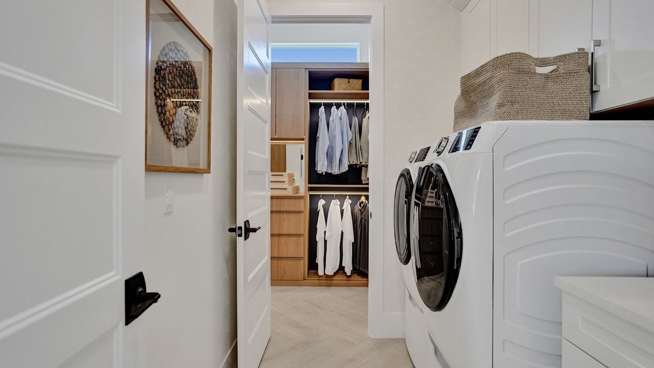 Laundry to Owner's Closet